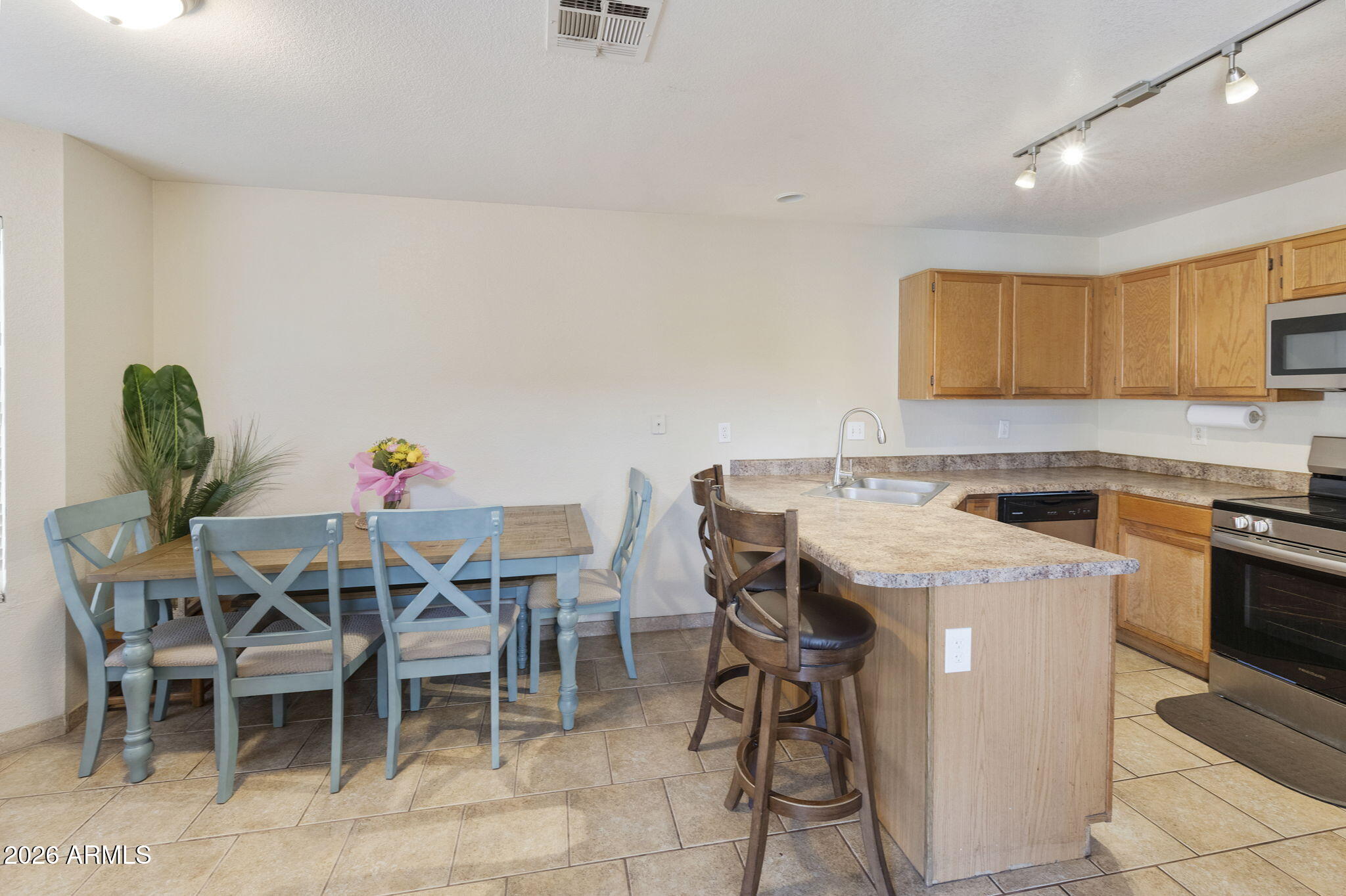 VISTA VILLAGES 2 LOT 1-101 TR A-F - Residential
