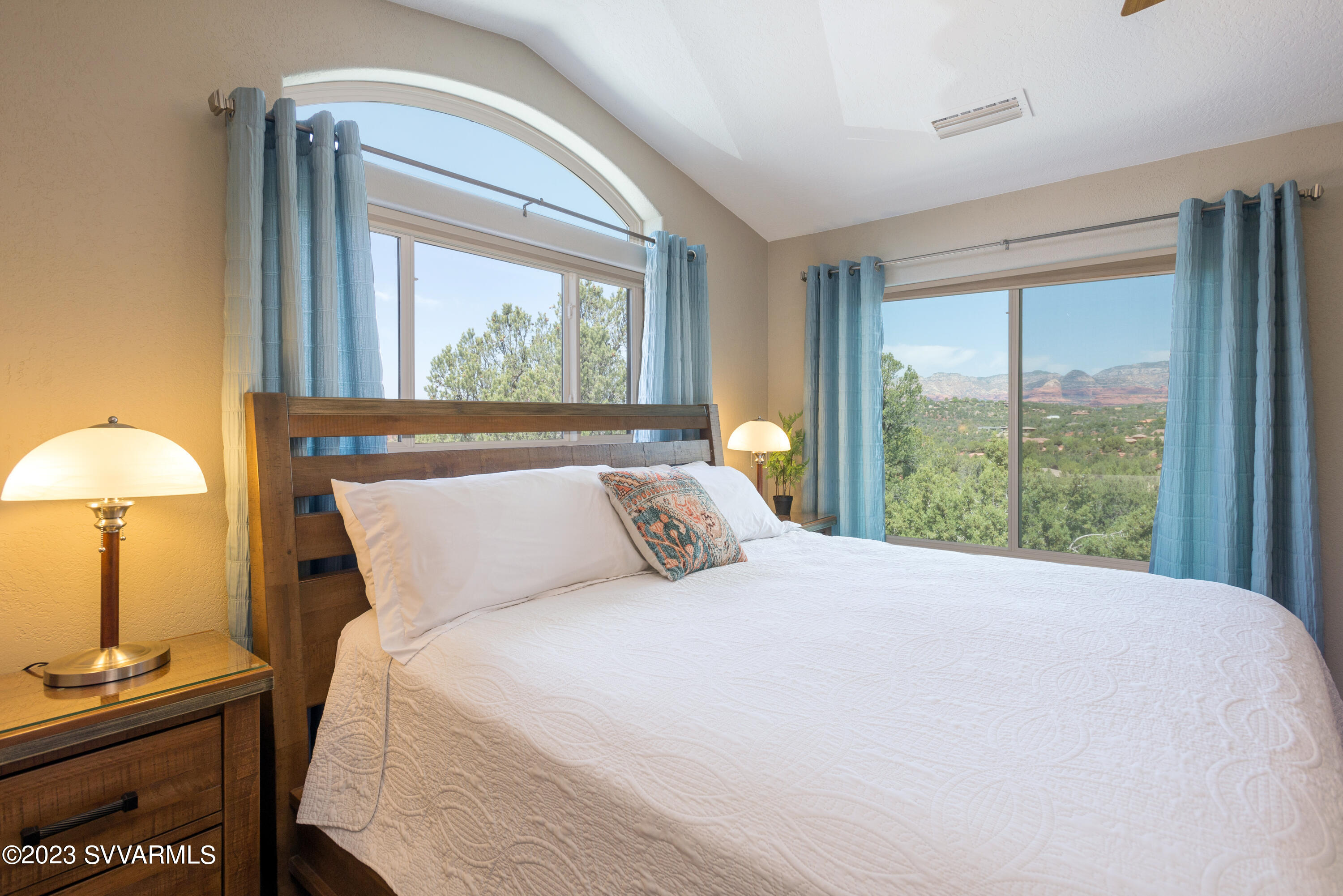 Las Lomas 1 - 2 - Residential