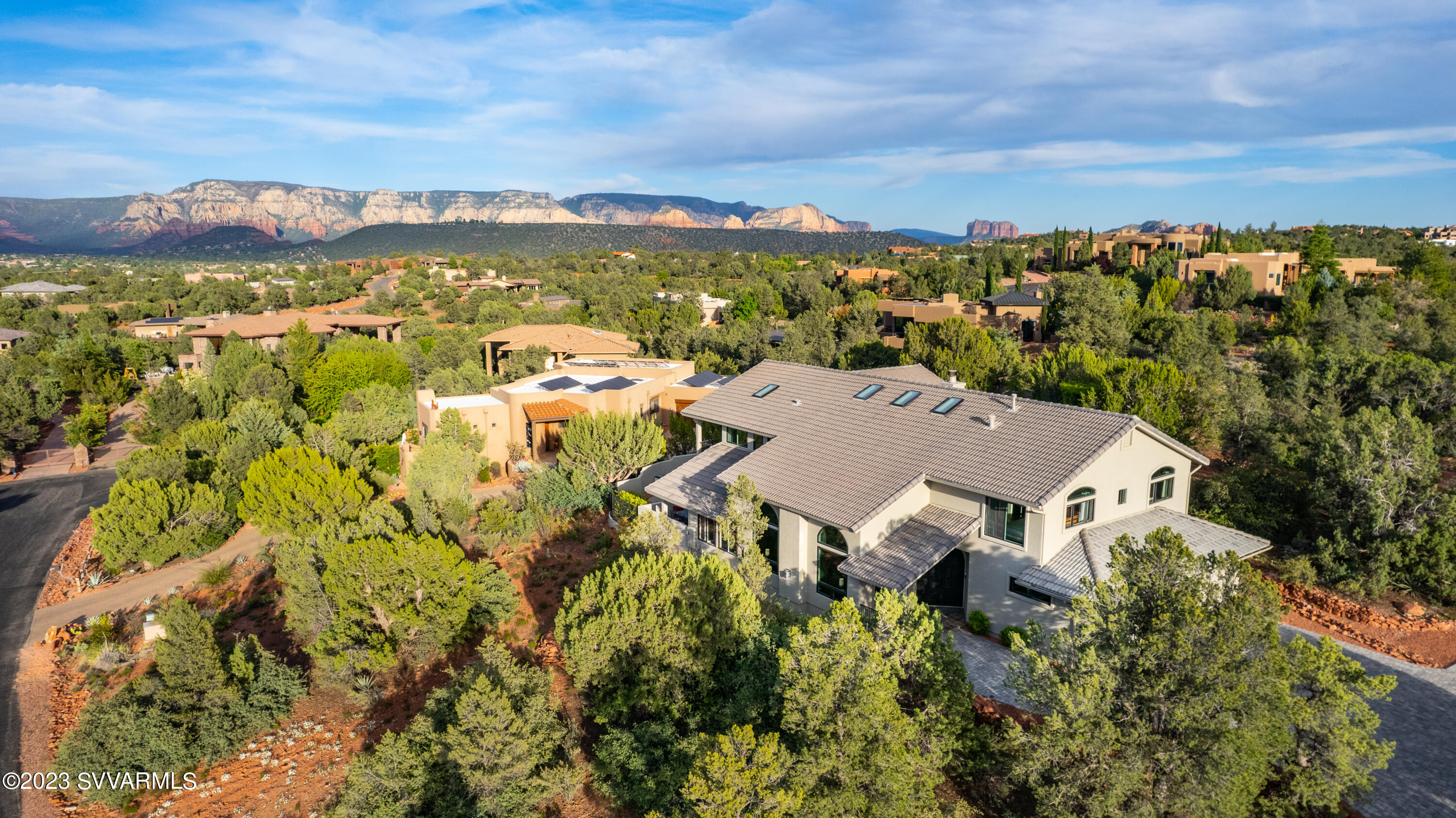 Las Lomas 1 - 2 - Residential
