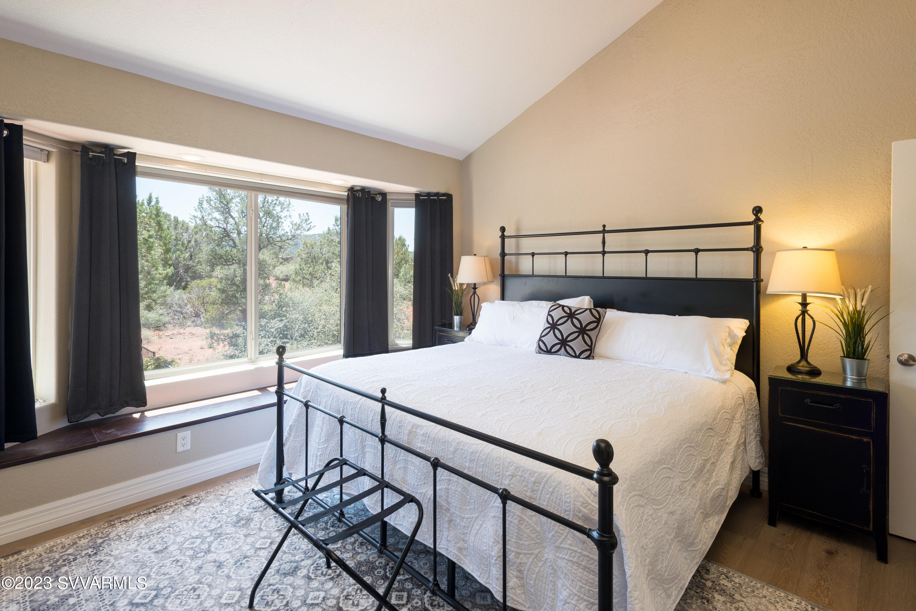 Las Lomas 1 - 2 - Residential