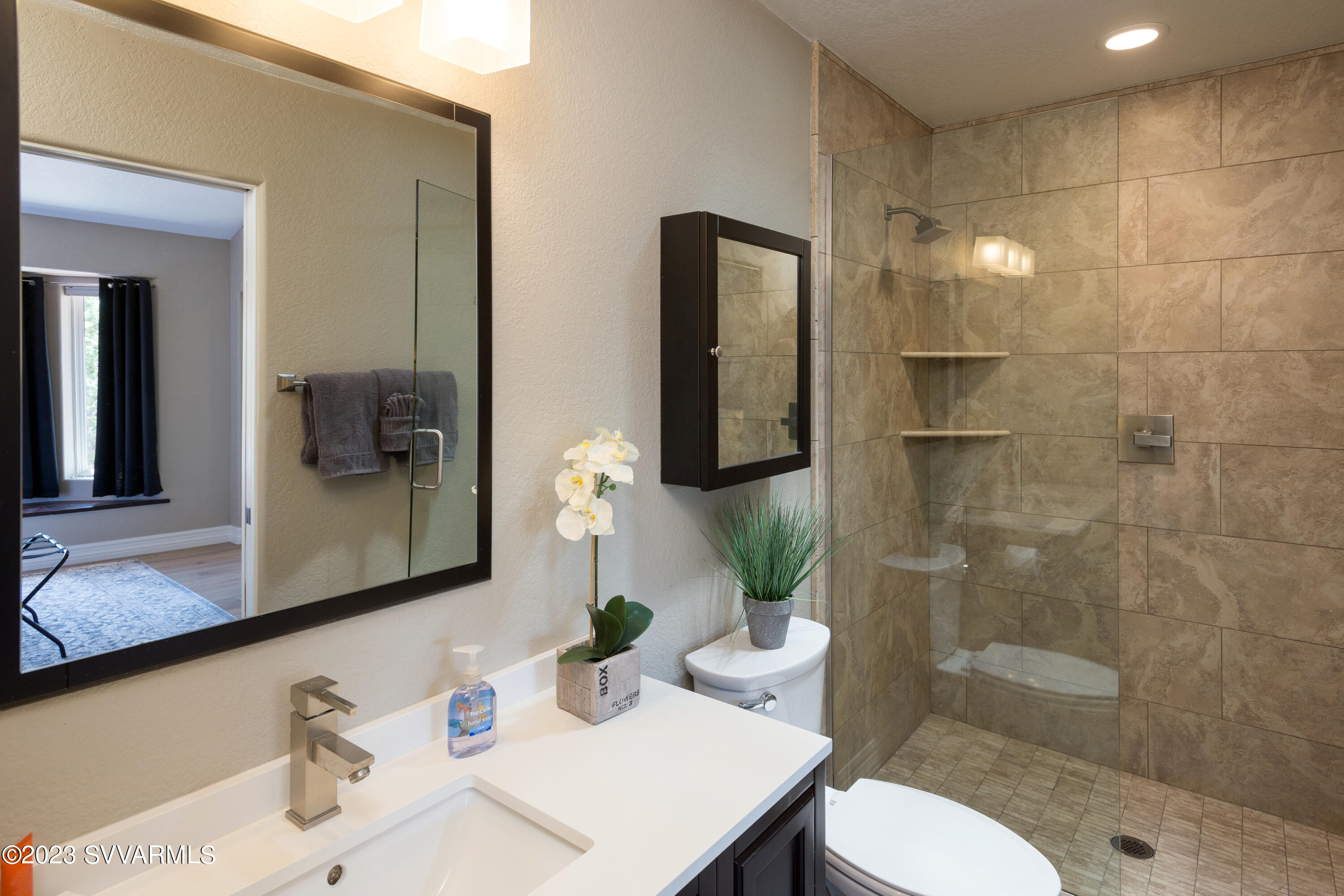 Las Lomas 1 - 2 - Residential