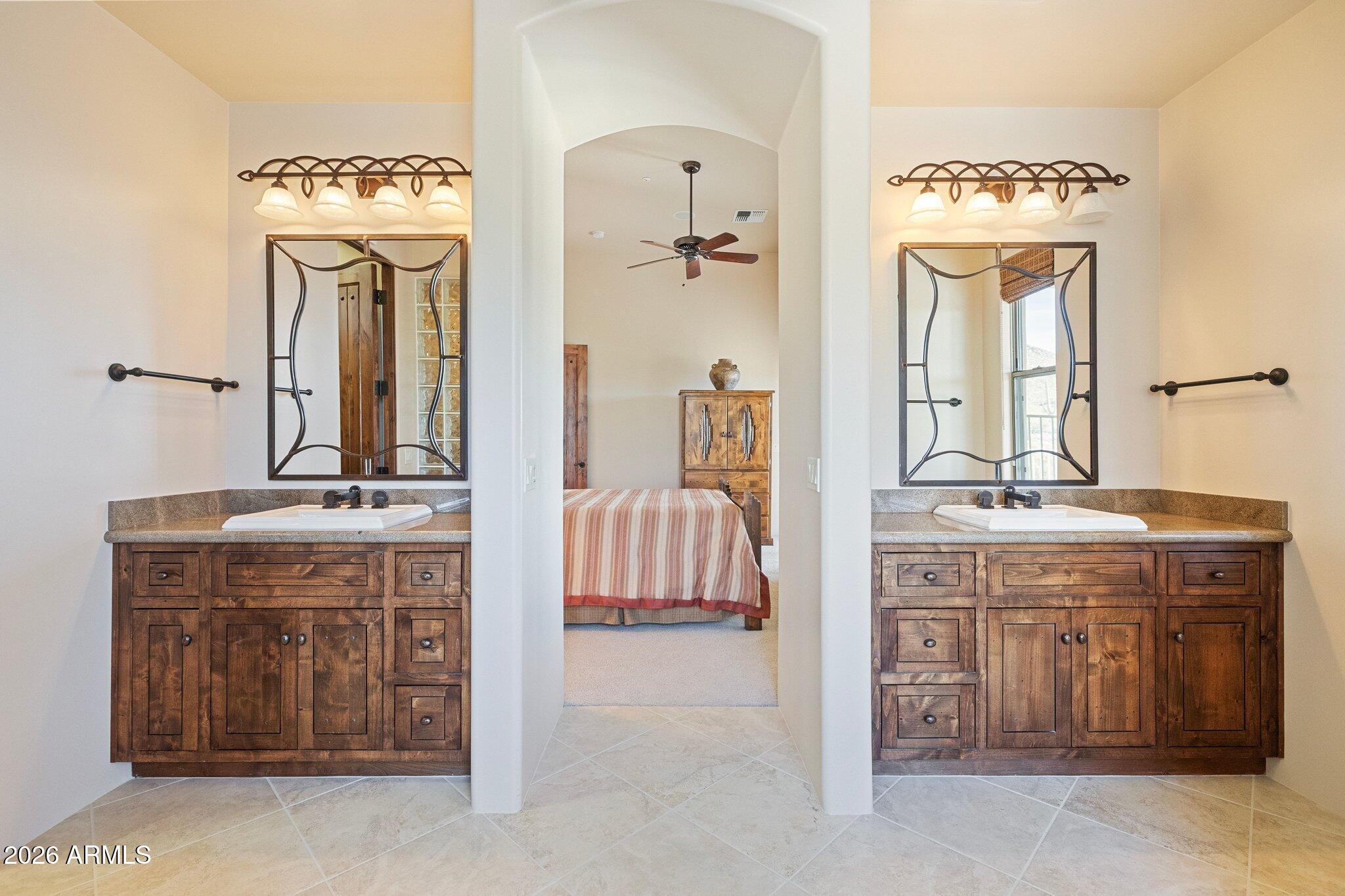 DIAMOND POINT AT LAS SENDAS MOUNTAIN - Residential