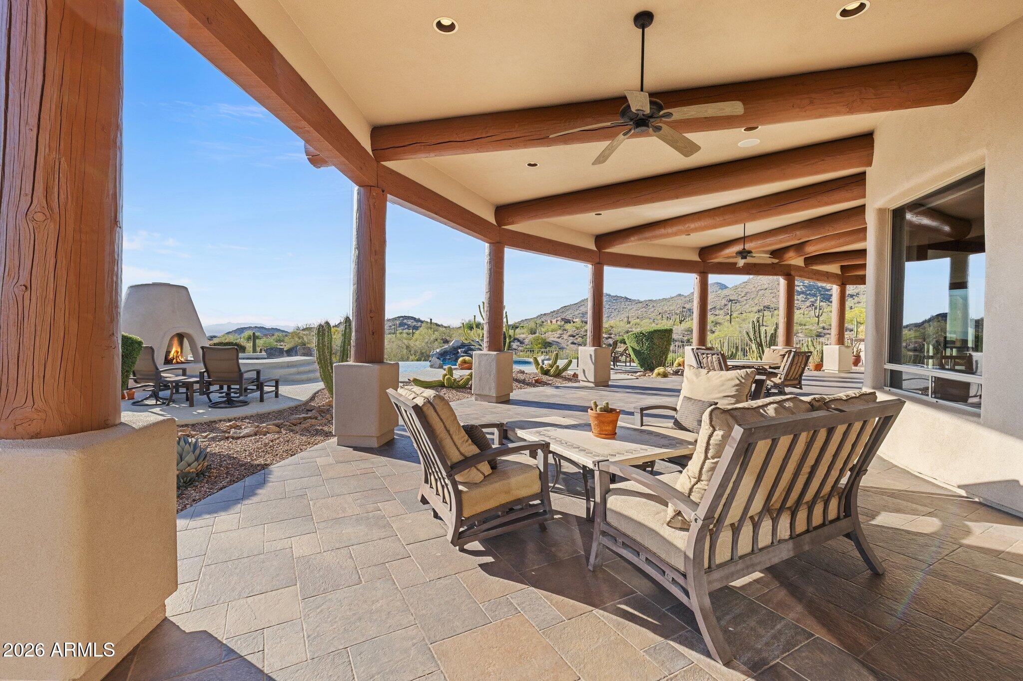 DIAMOND POINT AT LAS SENDAS MOUNTAIN - Residential