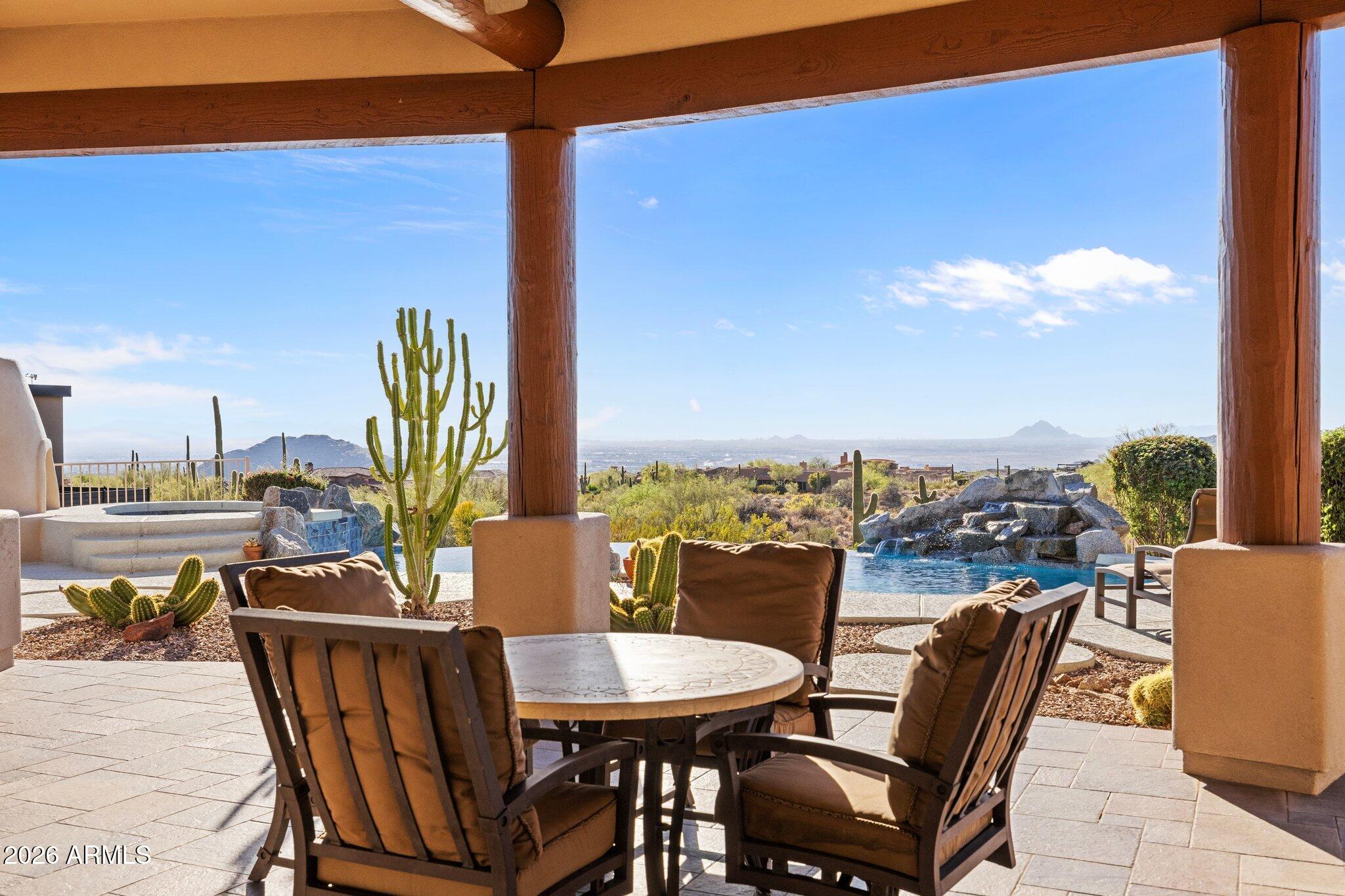 DIAMOND POINT AT LAS SENDAS MOUNTAIN - Residential