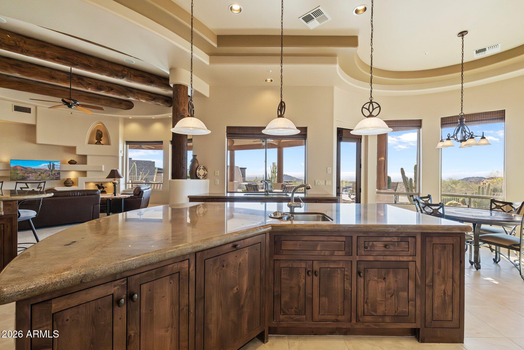 DIAMOND POINT AT LAS SENDAS MOUNTAIN - Residential