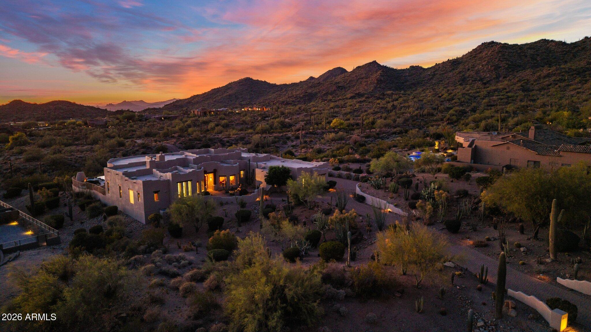 DIAMOND POINT AT LAS SENDAS MOUNTAIN - Residential