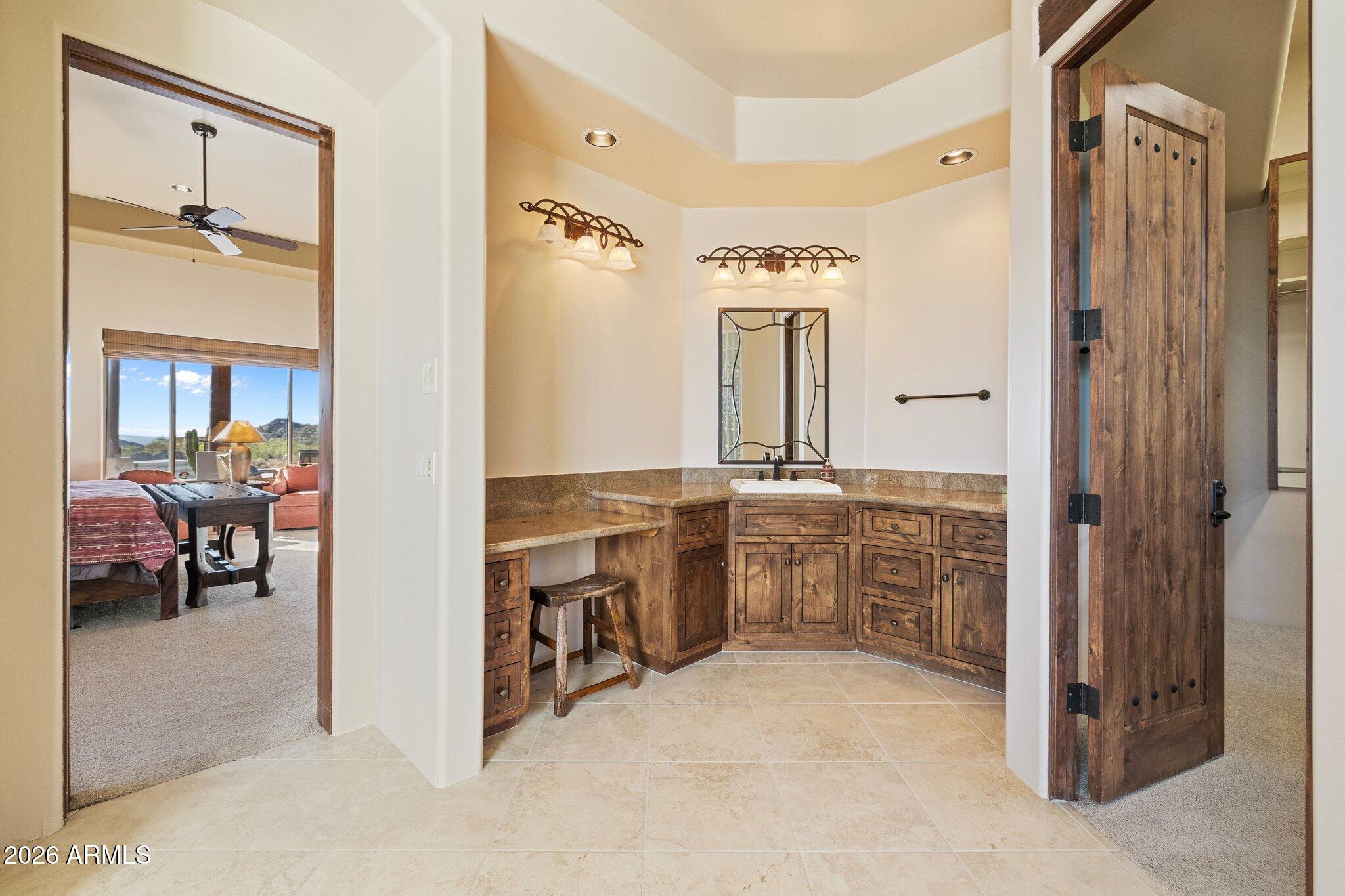 DIAMOND POINT AT LAS SENDAS MOUNTAIN - Residential