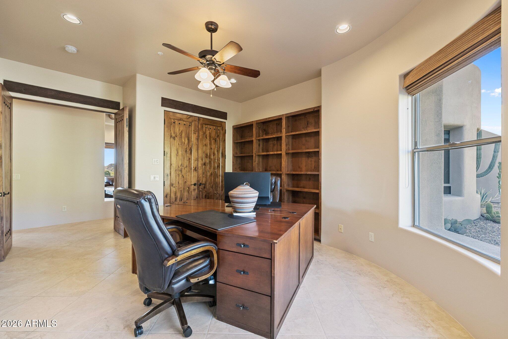 DIAMOND POINT AT LAS SENDAS MOUNTAIN - Residential