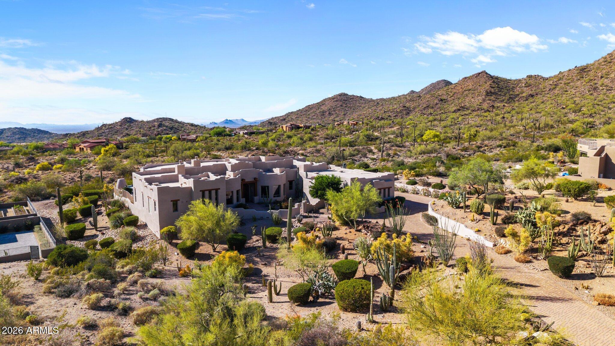 DIAMOND POINT AT LAS SENDAS MOUNTAIN - Residential