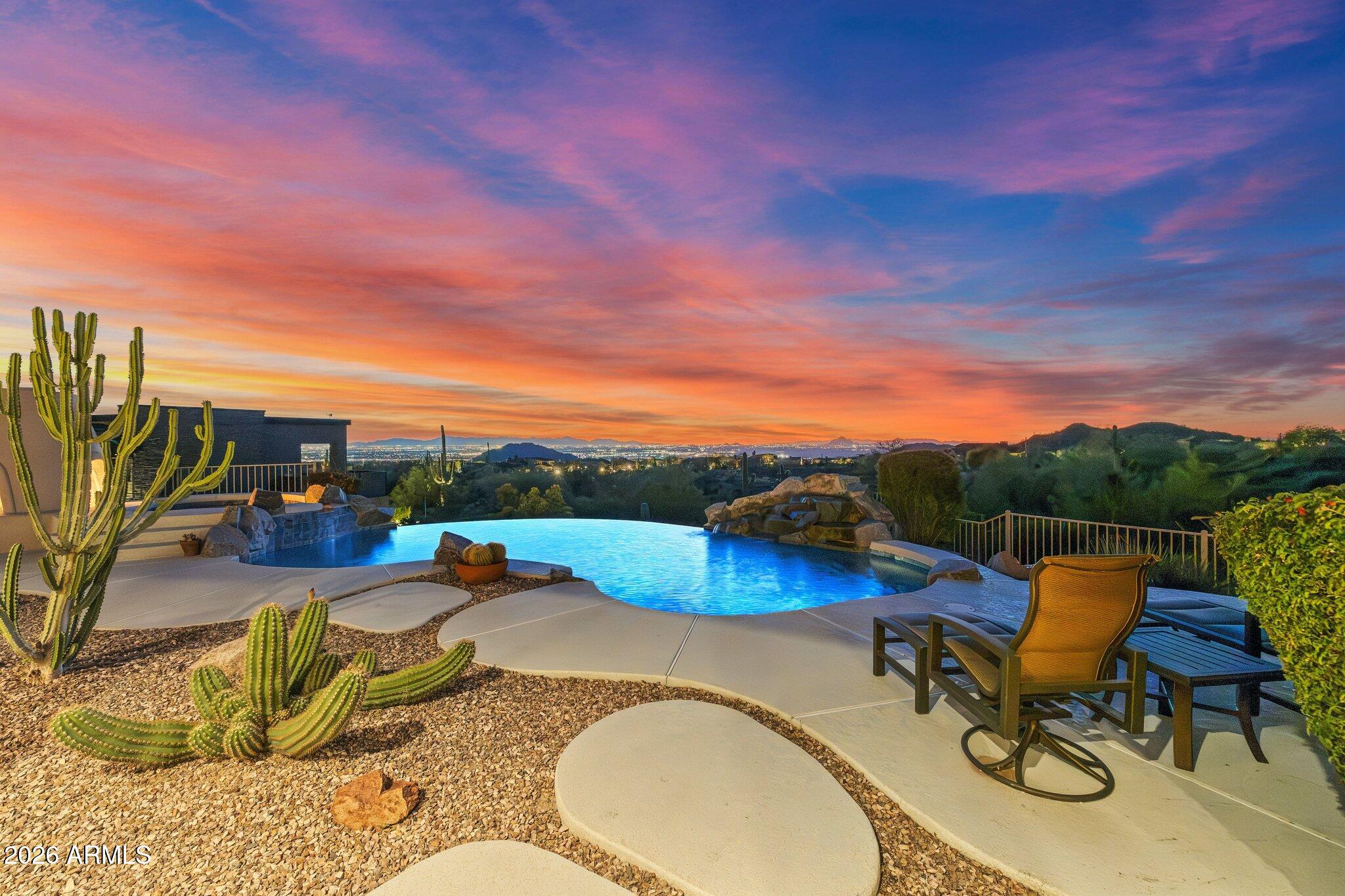 DIAMOND POINT AT LAS SENDAS MOUNTAIN - Residential