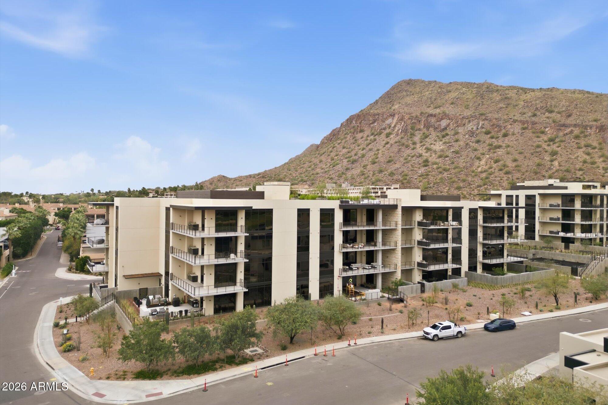 ASCENT AT THE PHOENICIAN, Ascent, Camelback Residences - Residential