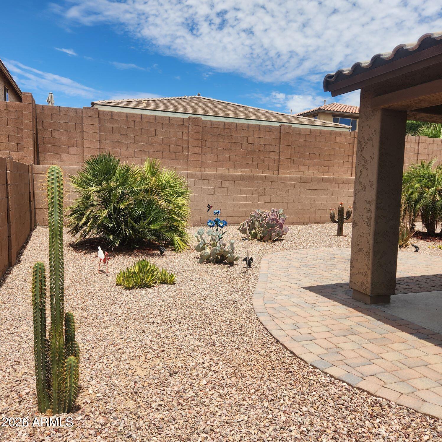 LAS BRISAS PHASE 2C.3 - Residential Lease