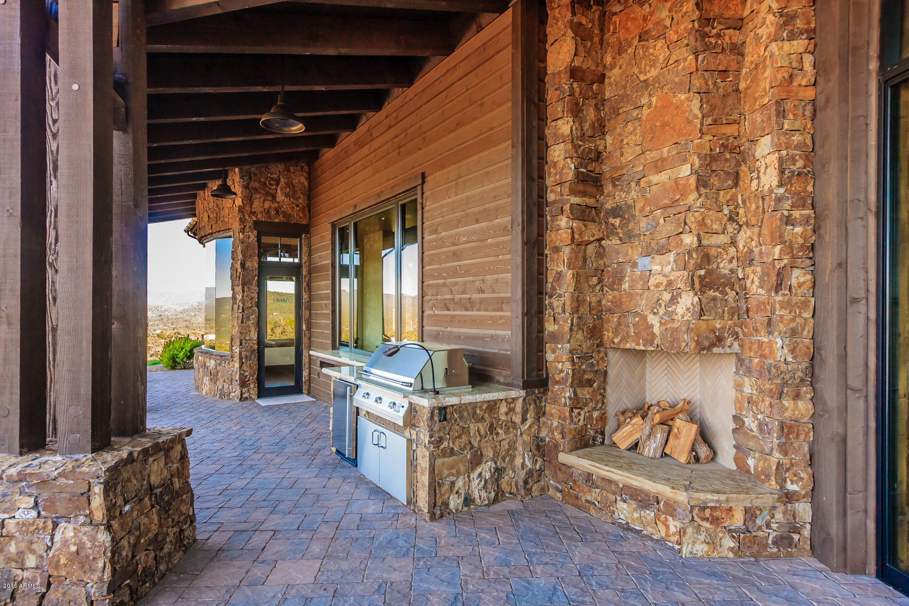 FOREST RIDGE AT HASSAYAMPA - Residential