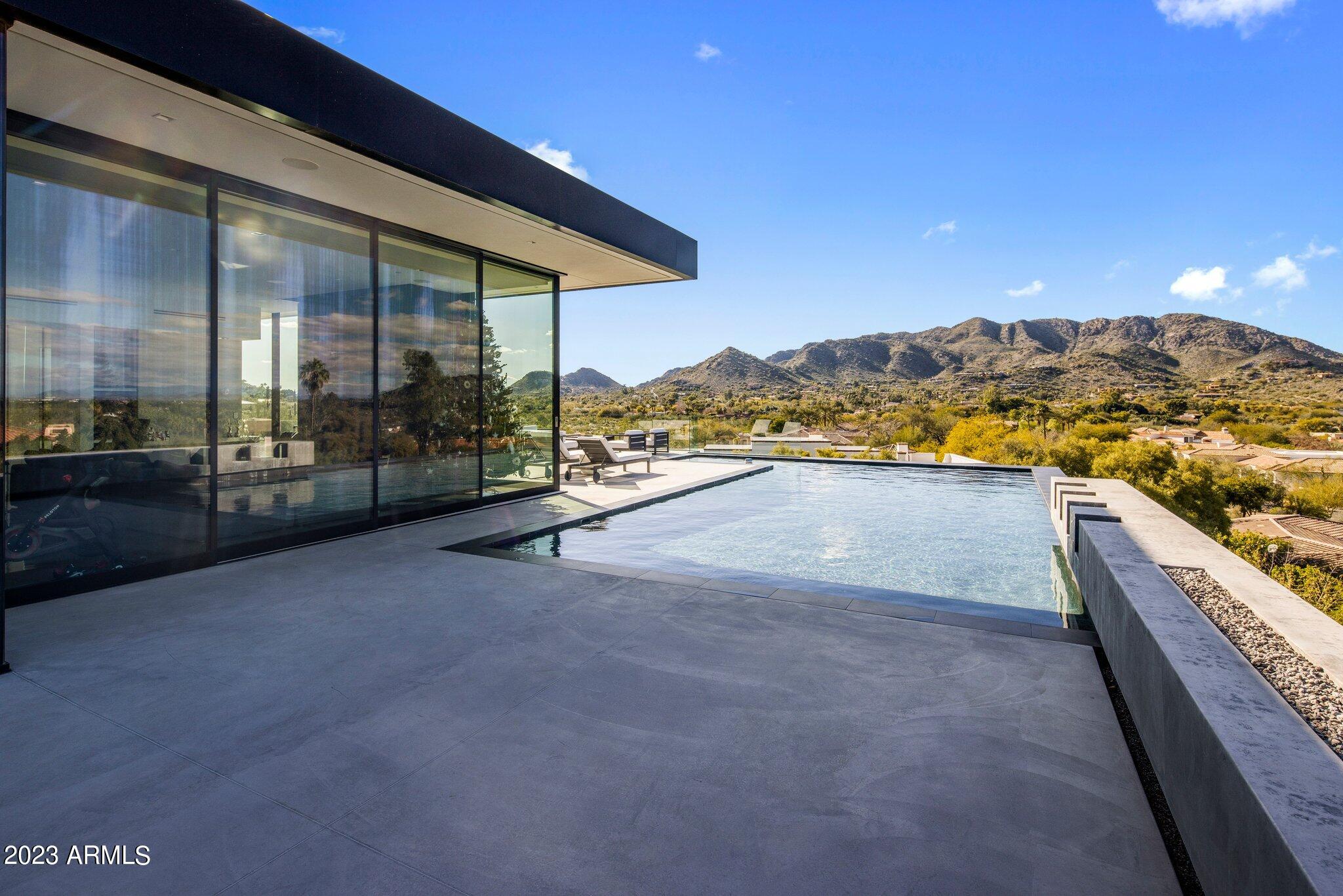 VISTA RICA - Residential