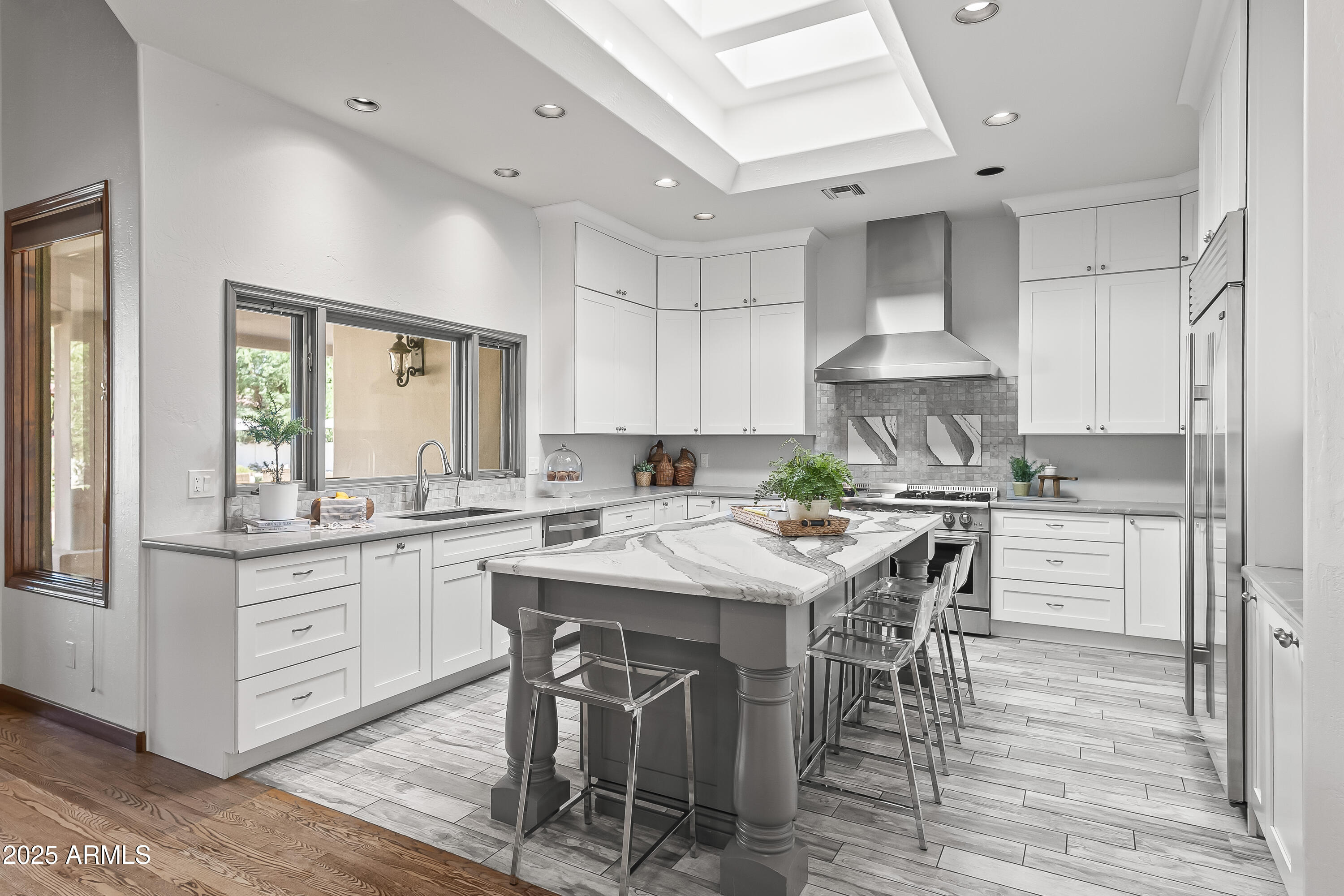 CAMELBACK COUNTRY ESTATES 6 - Residential