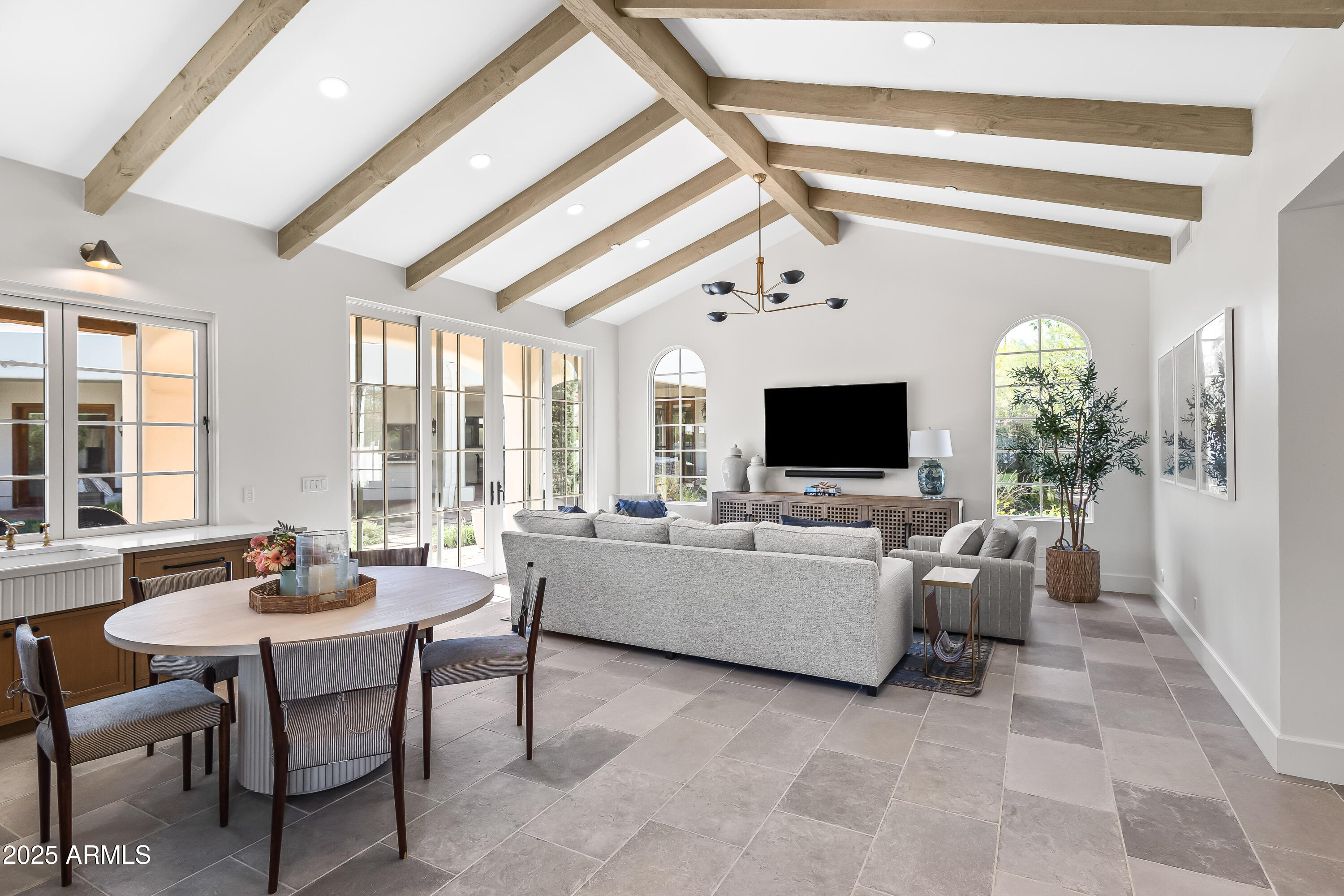 CAMELBACK COUNTRY ESTATES 6 - Residential