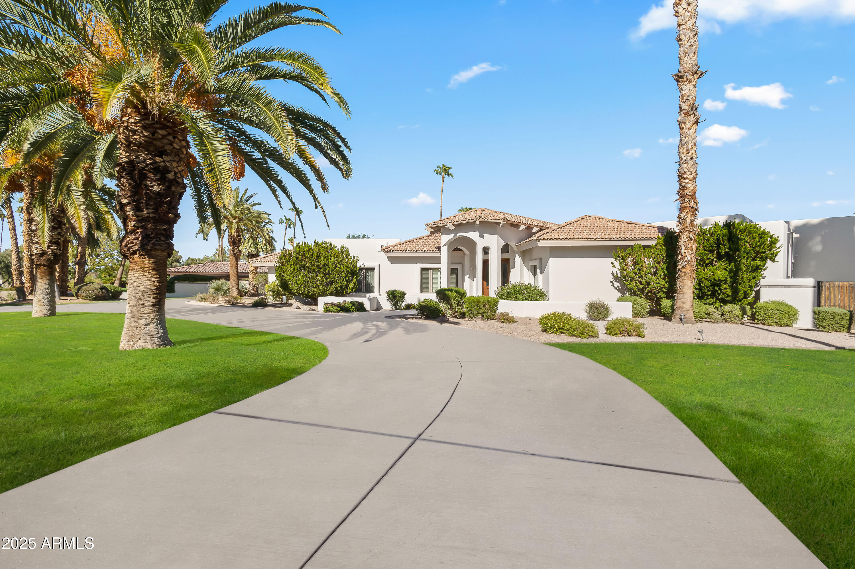 CAMELBACK COUNTRY ESTATES 6 - Residential