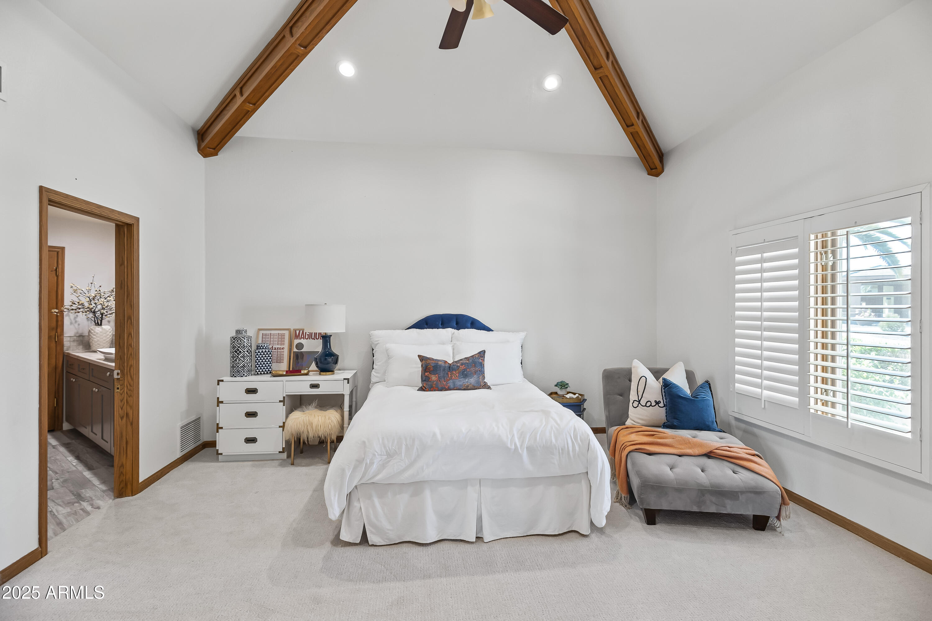 CAMELBACK COUNTRY ESTATES 6 - Residential