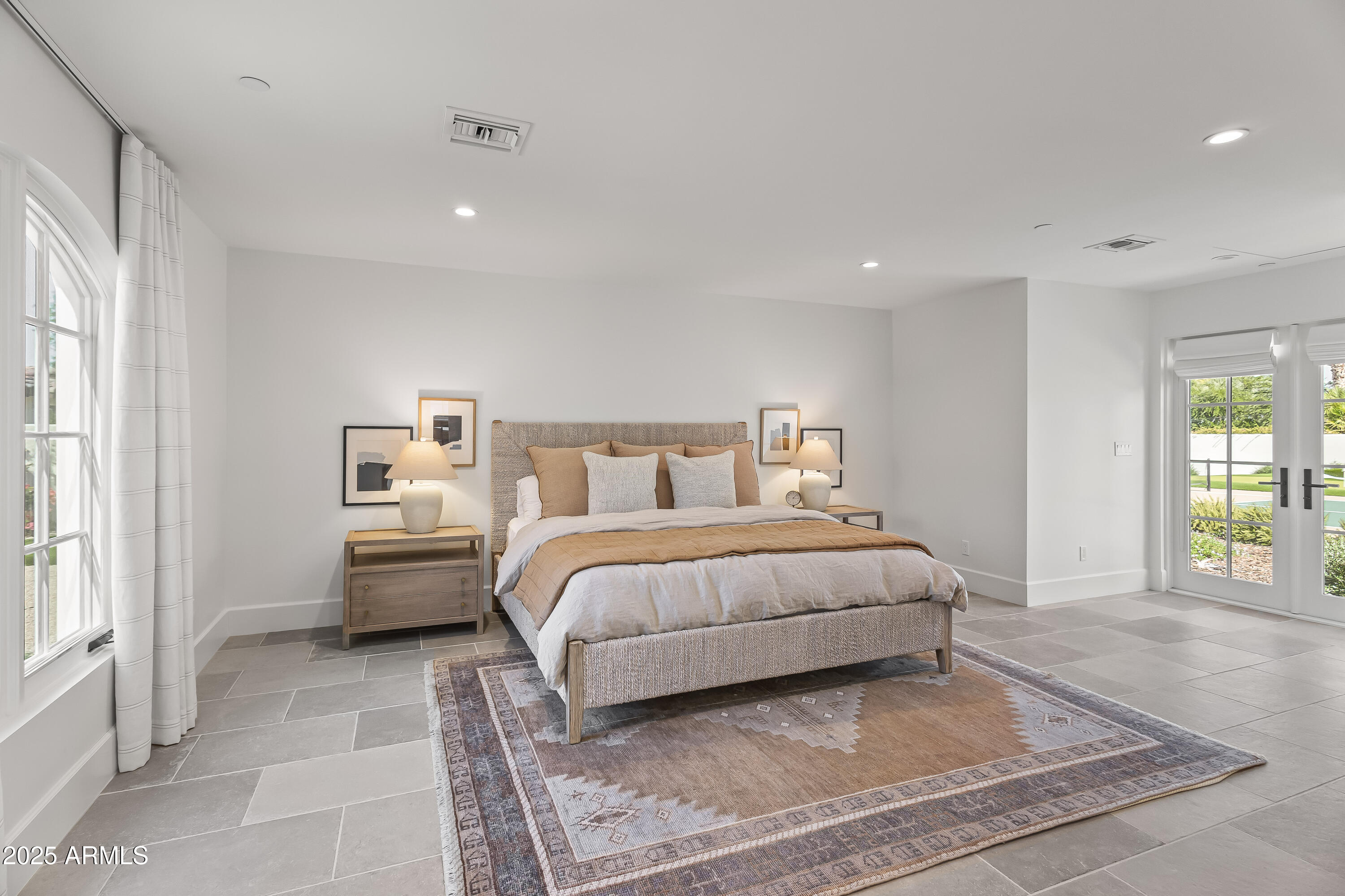 CAMELBACK COUNTRY ESTATES 6 - Residential