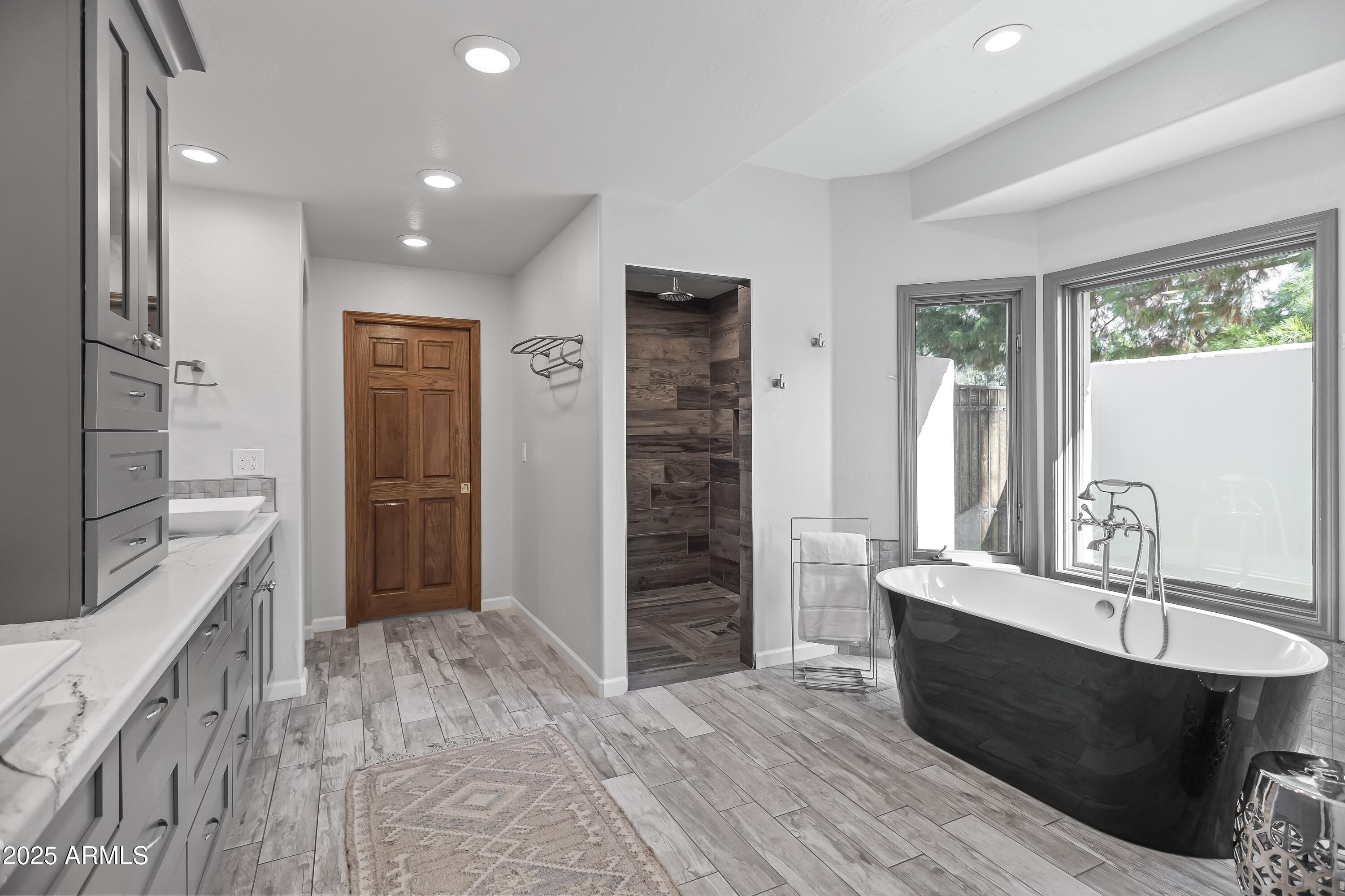 CAMELBACK COUNTRY ESTATES 6 - Residential
