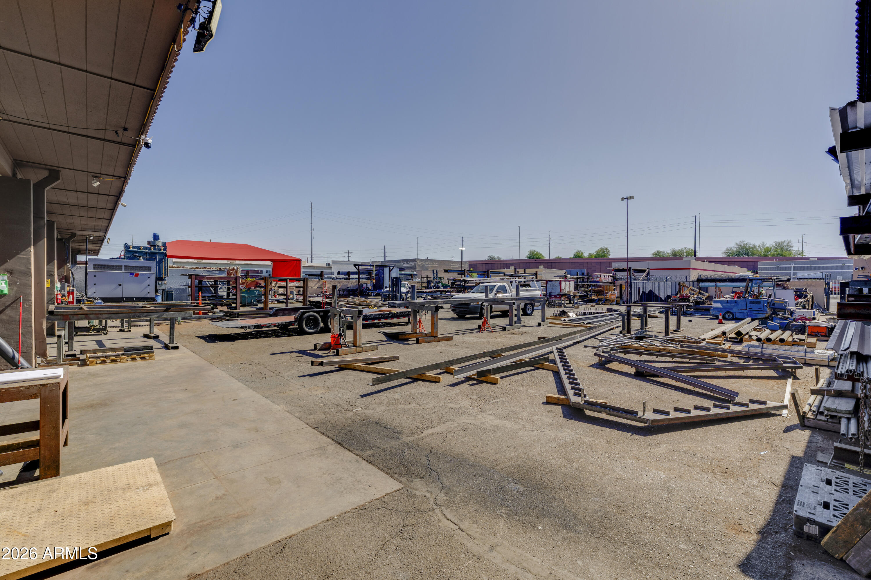 67TH AVE & NORTHERN INDUSTRIAL PARK - Commercial Sale