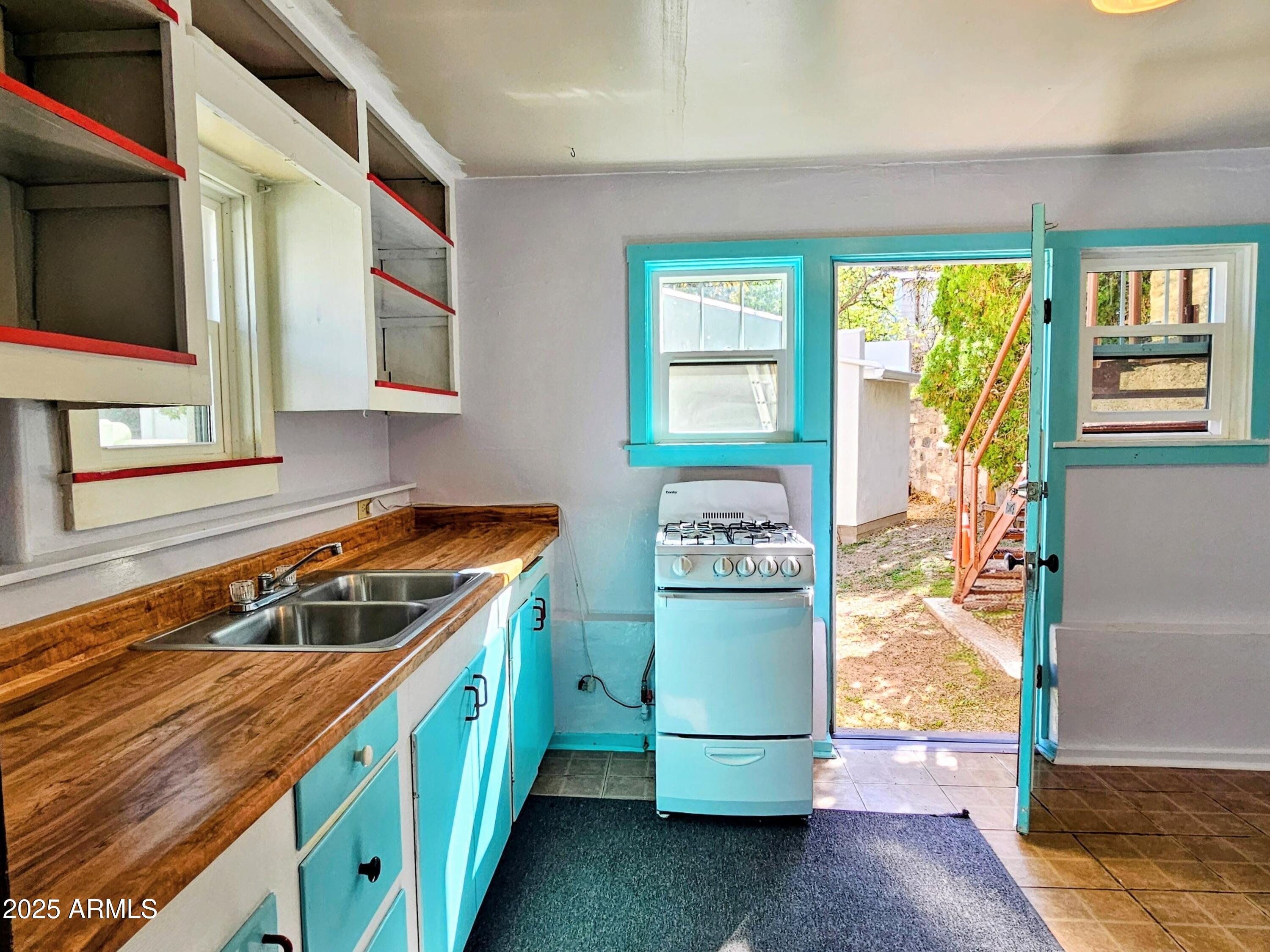 OLD BISBEE - Commercial Sale