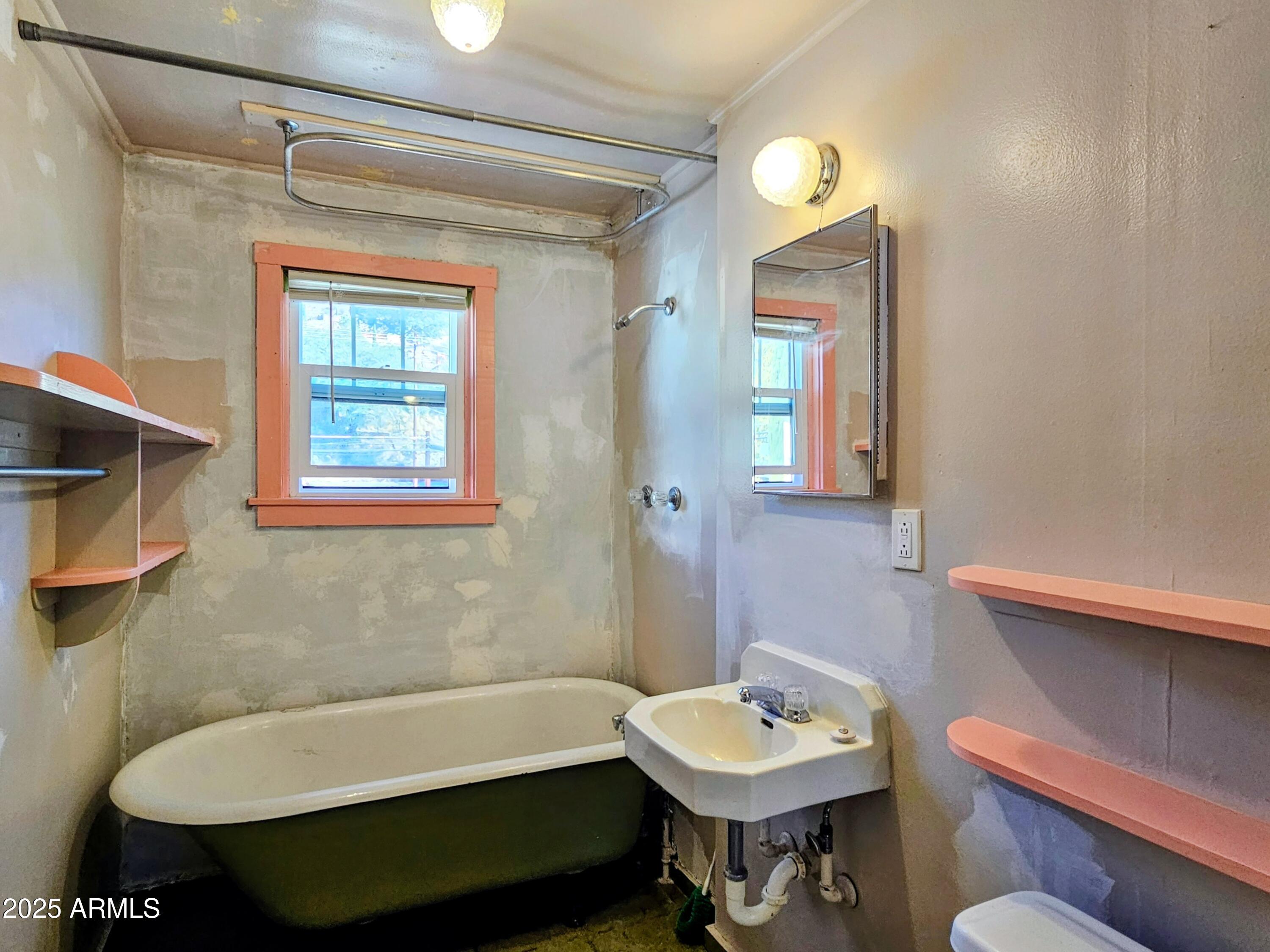 OLD BISBEE - Commercial Sale
