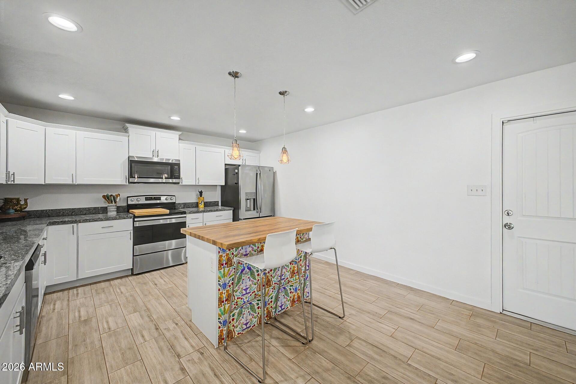 WOODBRIAR 6 - Residential