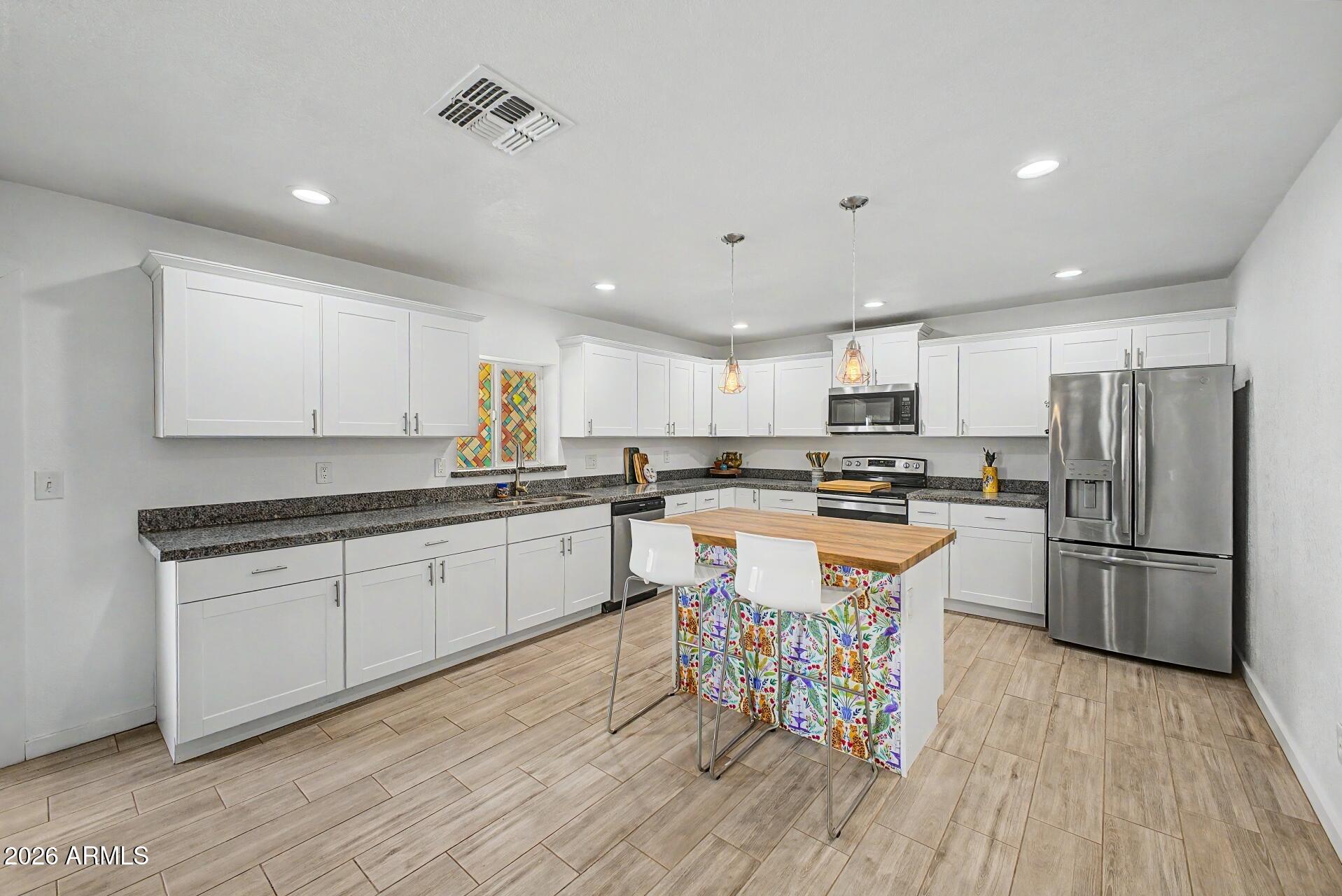 WOODBRIAR 6 - Residential