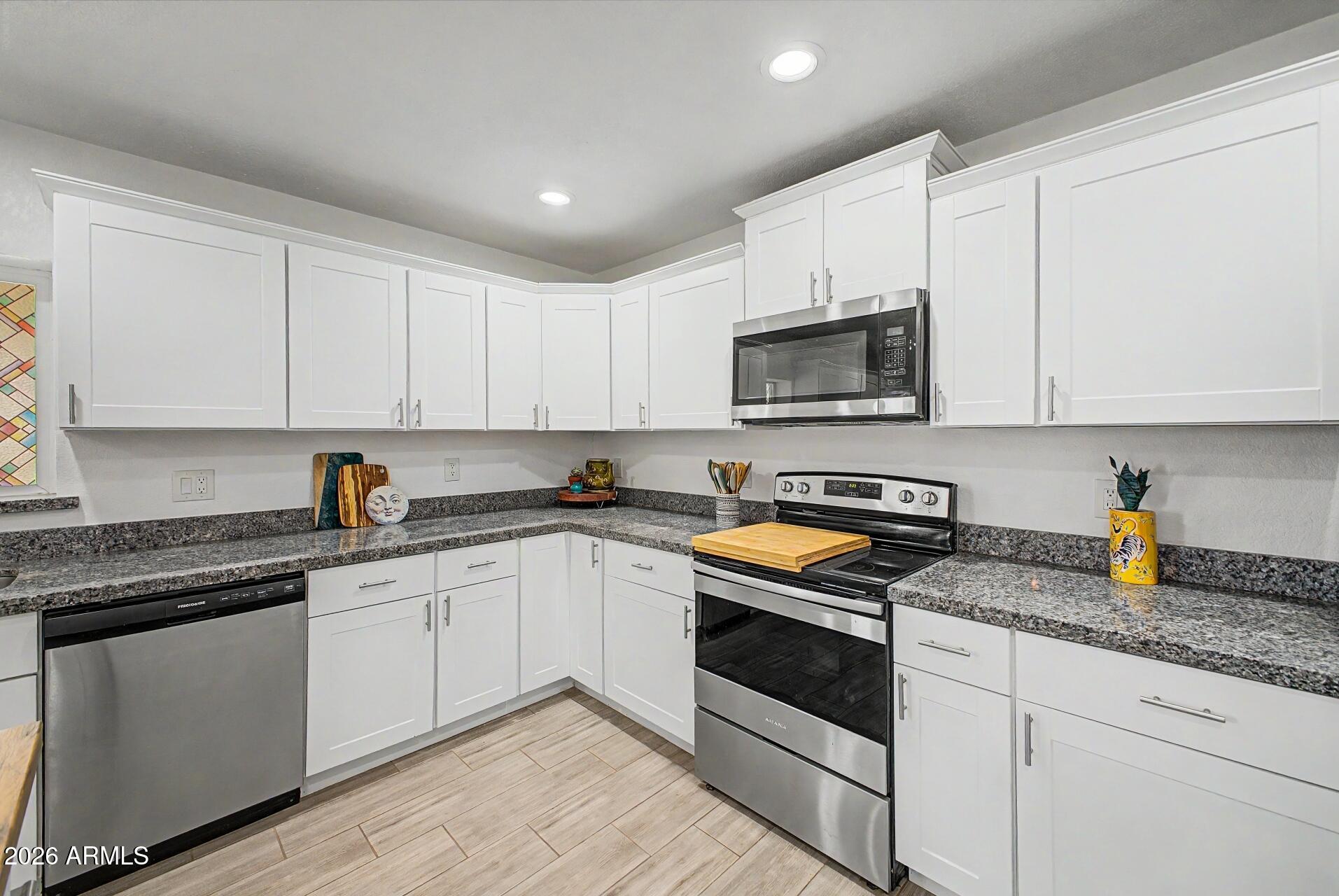 WOODBRIAR 6 - Residential