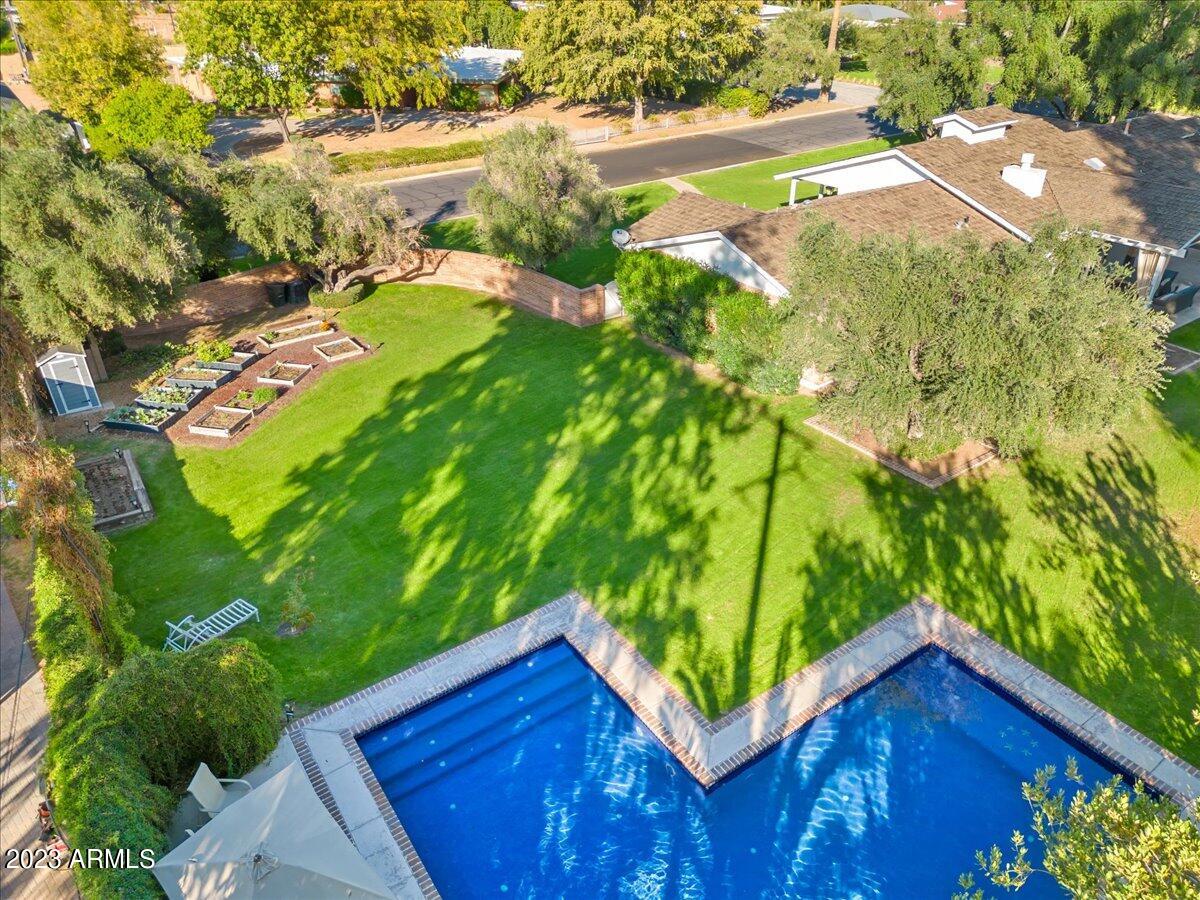 GROVE PARK ESTATES PLAT B - Residential