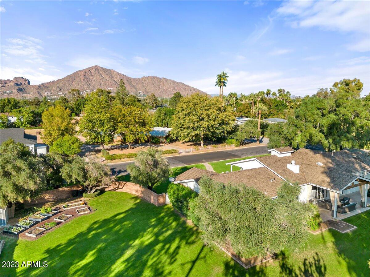 GROVE PARK ESTATES PLAT B - Residential