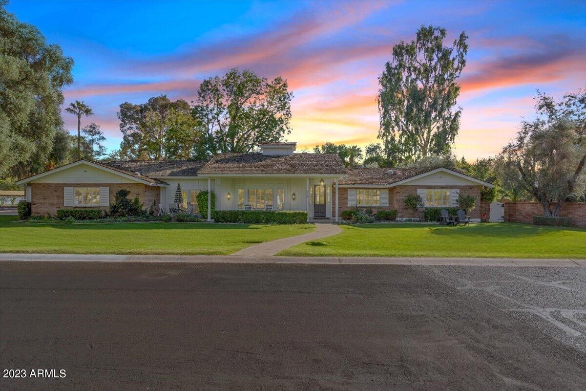 GROVE PARK ESTATES PLAT B - Residential