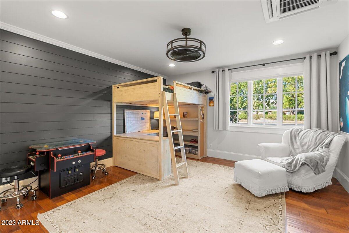 GROVE PARK ESTATES PLAT B - Residential