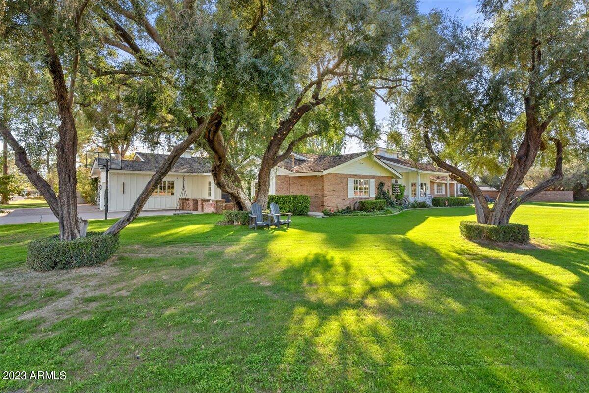 GROVE PARK ESTATES PLAT B - Residential