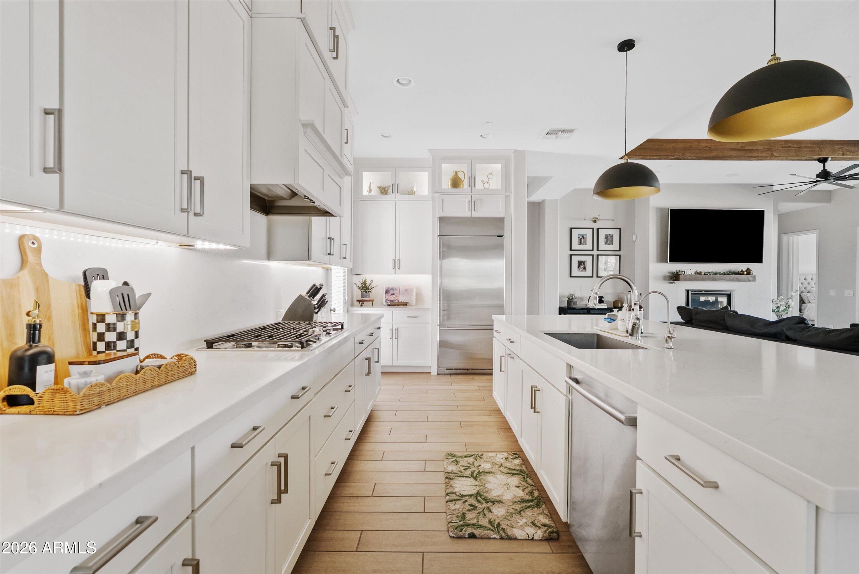 EASTMARK DEVELOPMENT UNIT 6 SOUTH PARCELS 6-7 AND - Residential