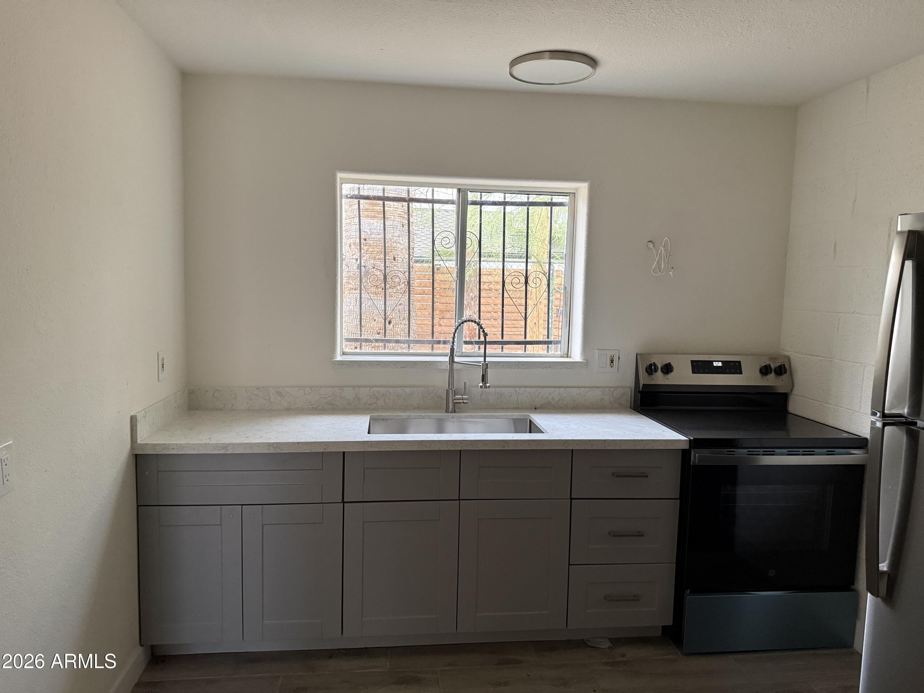 MT PLEASANT TRACT BLOCKS 2-5 - Residential Lease