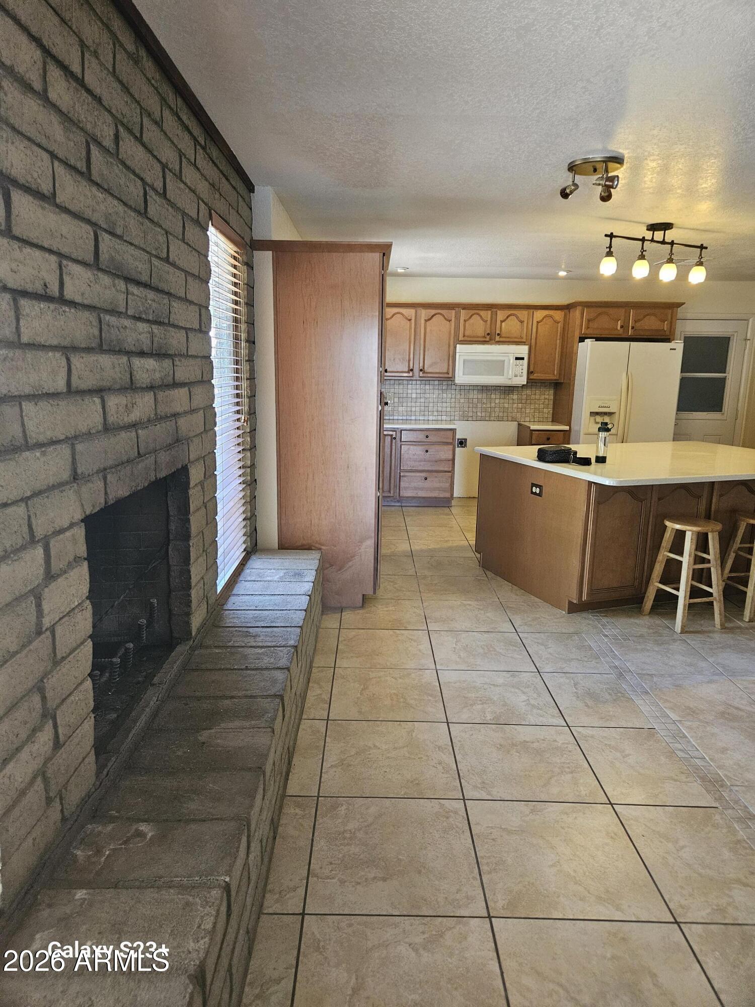 LAVEEN ESTATES 4 - Residential