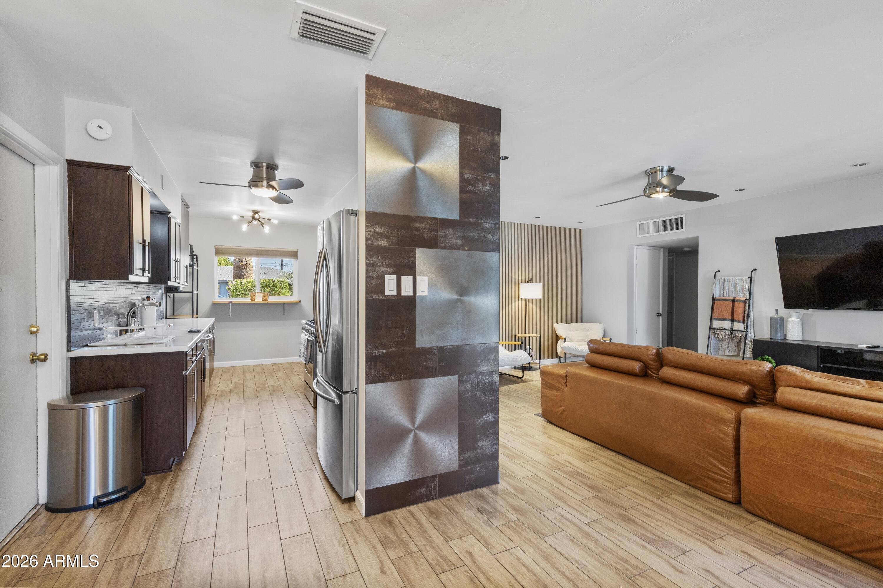 WESTERN VILLA 2 - Residential