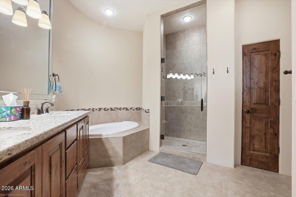 OAK CREEK COUNTRY CLUB WEST - Residential