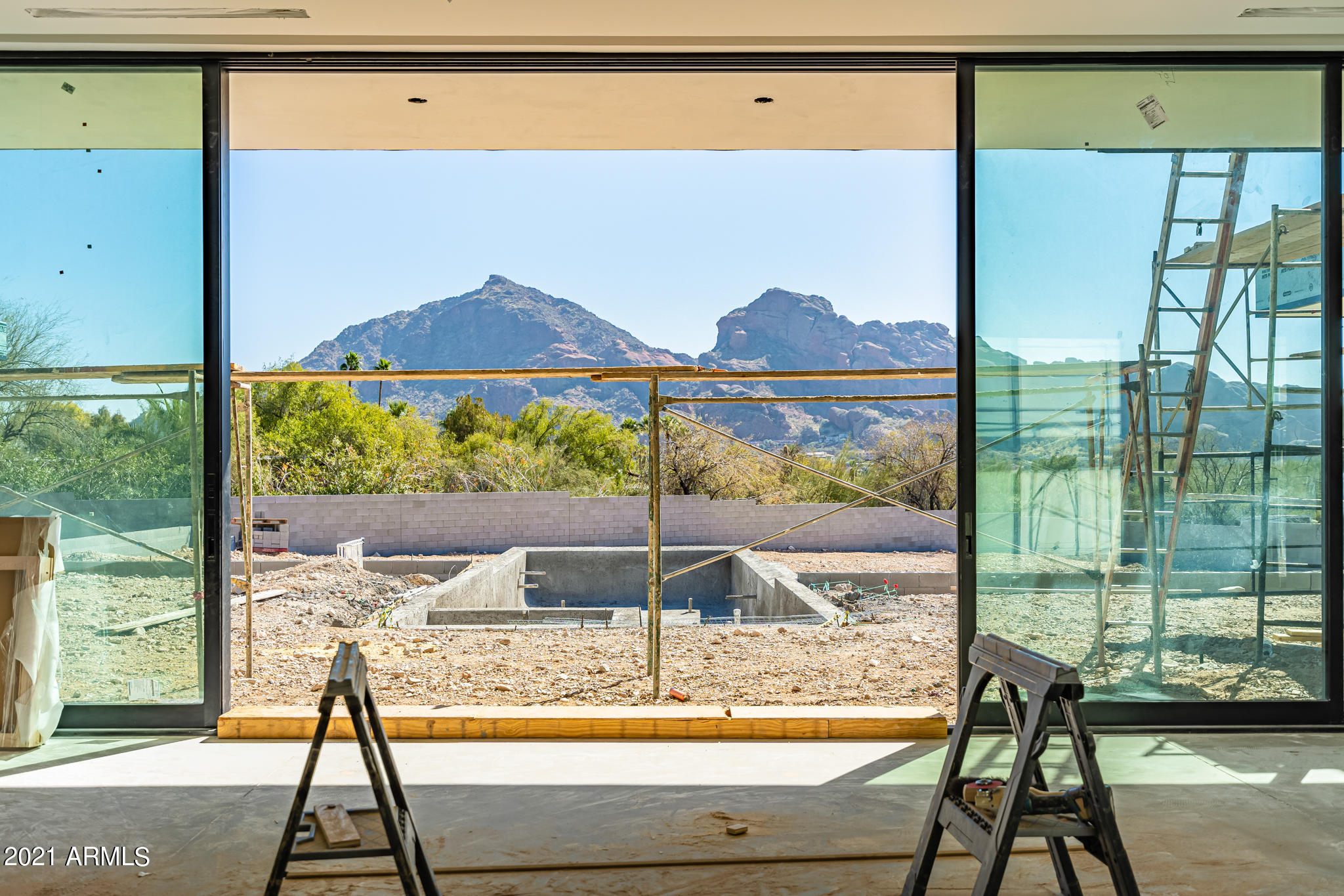 PARADISE HILLS 4 - Residential