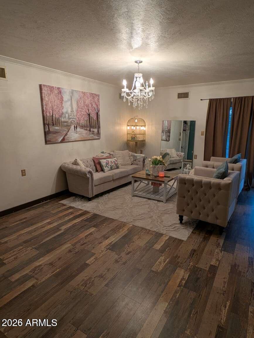 FOOTHILLS - Residential