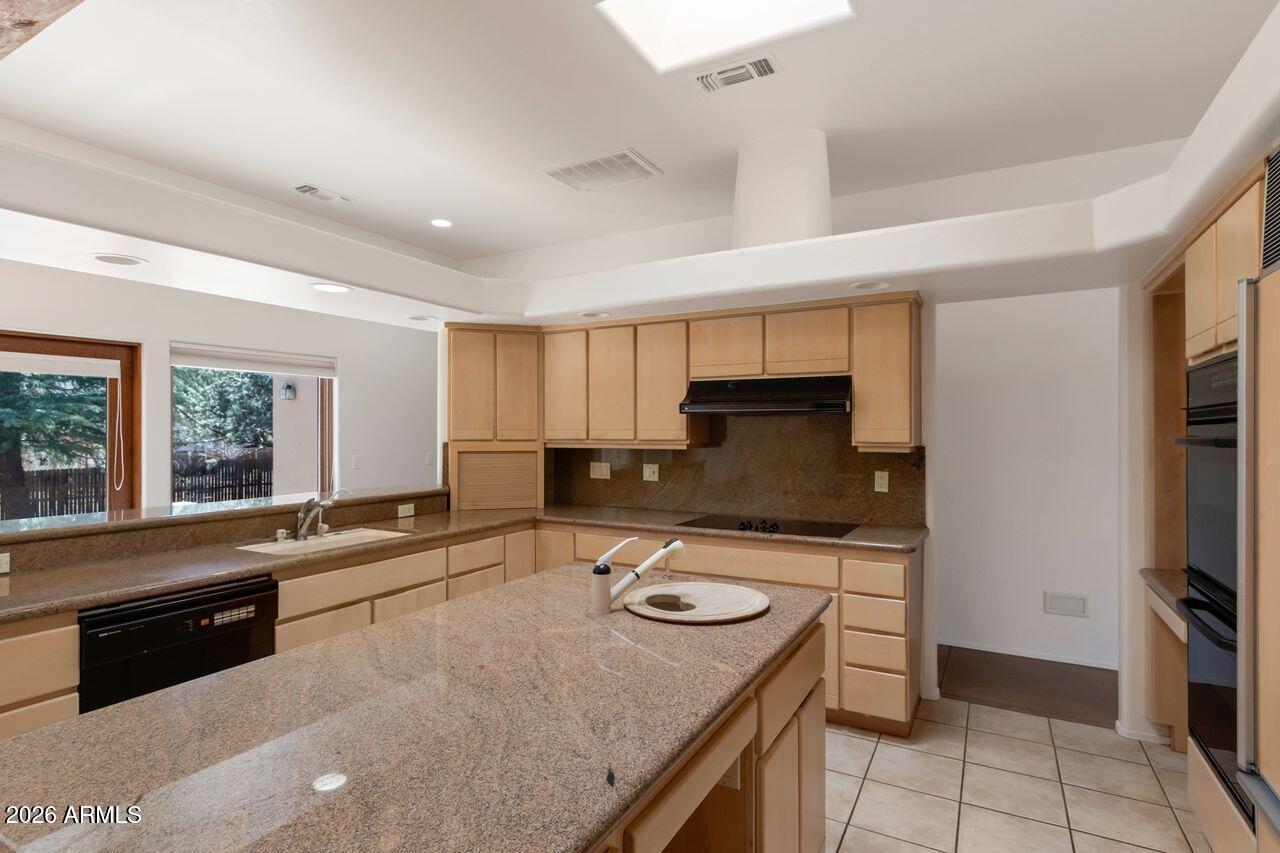 OAK CREEK COUNTRY CLUB ESTATES UNIT 1 REPLAT - Residential