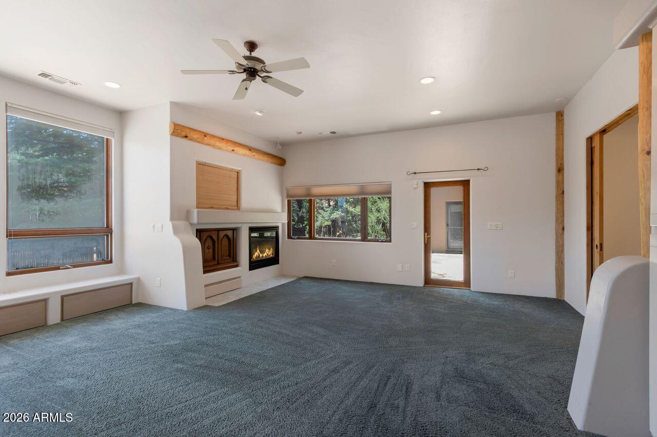 OAK CREEK COUNTRY CLUB ESTATES UNIT 1 REPLAT - Residential