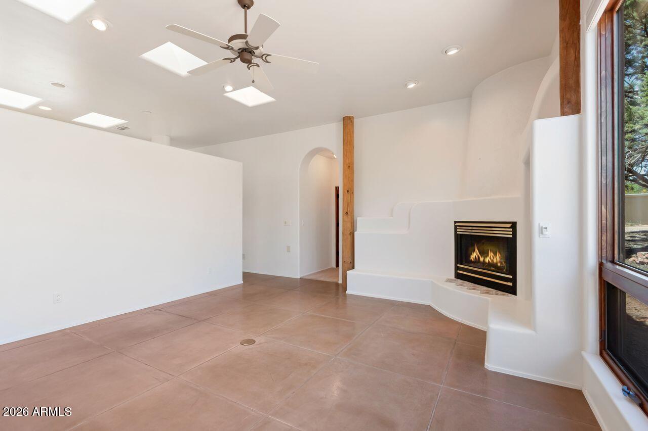OAK CREEK COUNTRY CLUB ESTATES UNIT 1 REPLAT - Residential