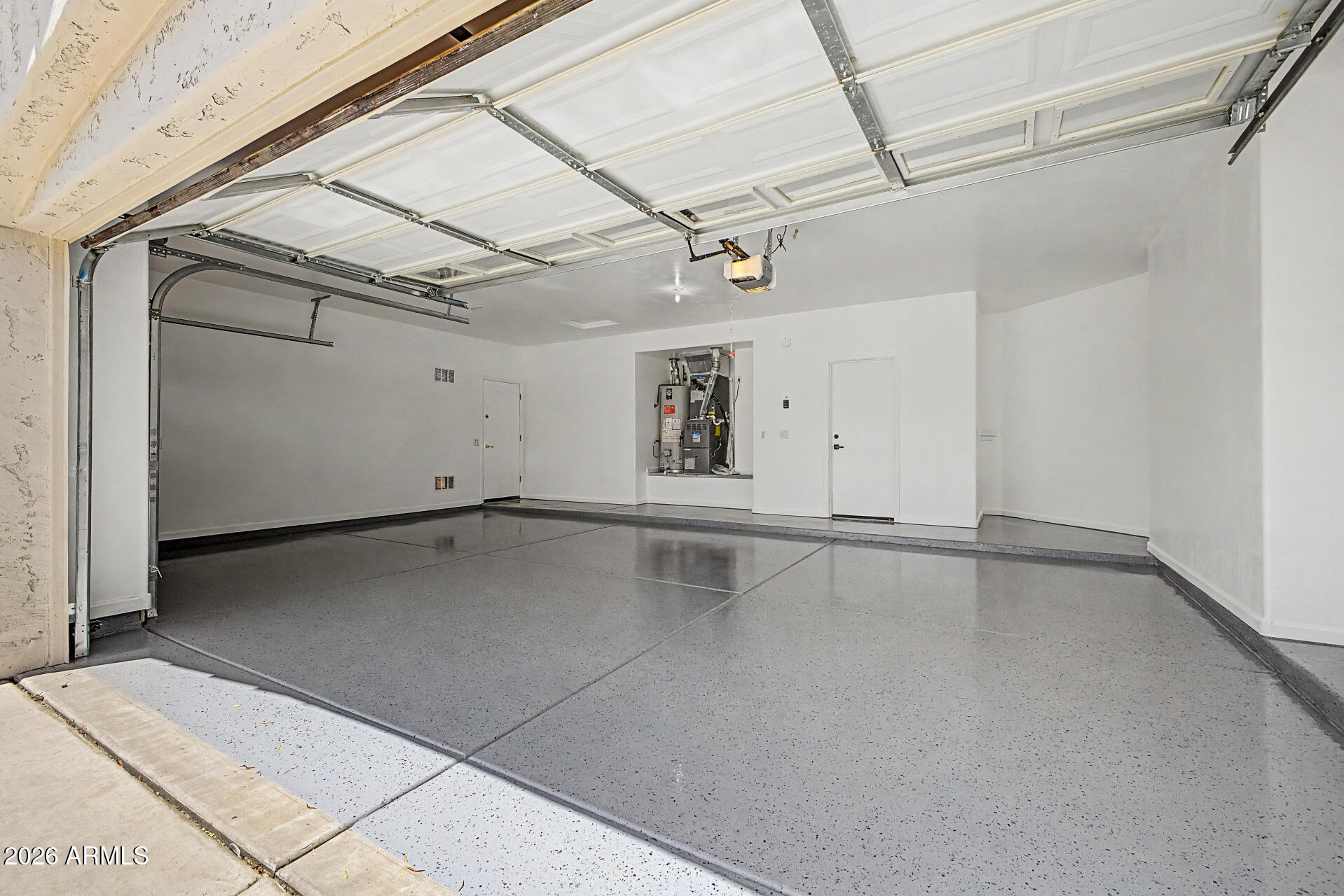 MARAVILLA TWO - Residential