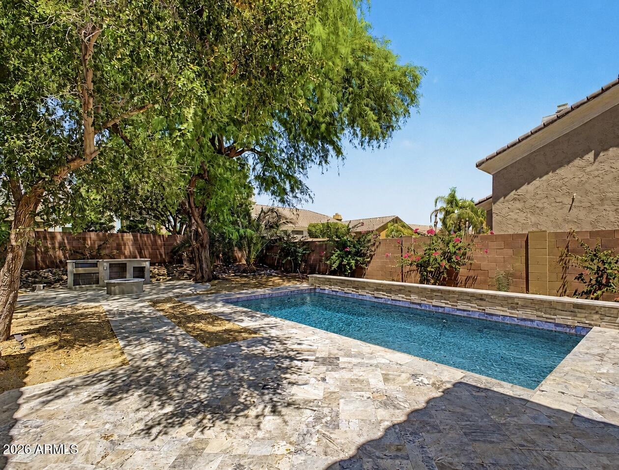 MARAVILLA TWO - Residential