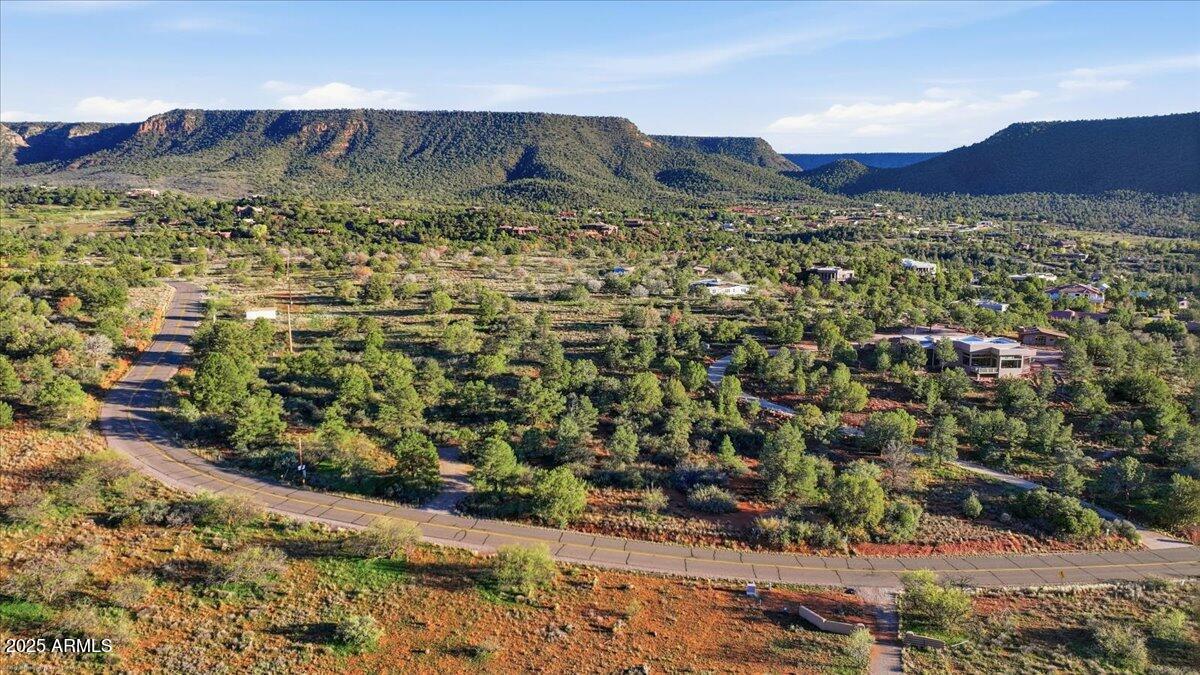 Under 5 Acres - Land