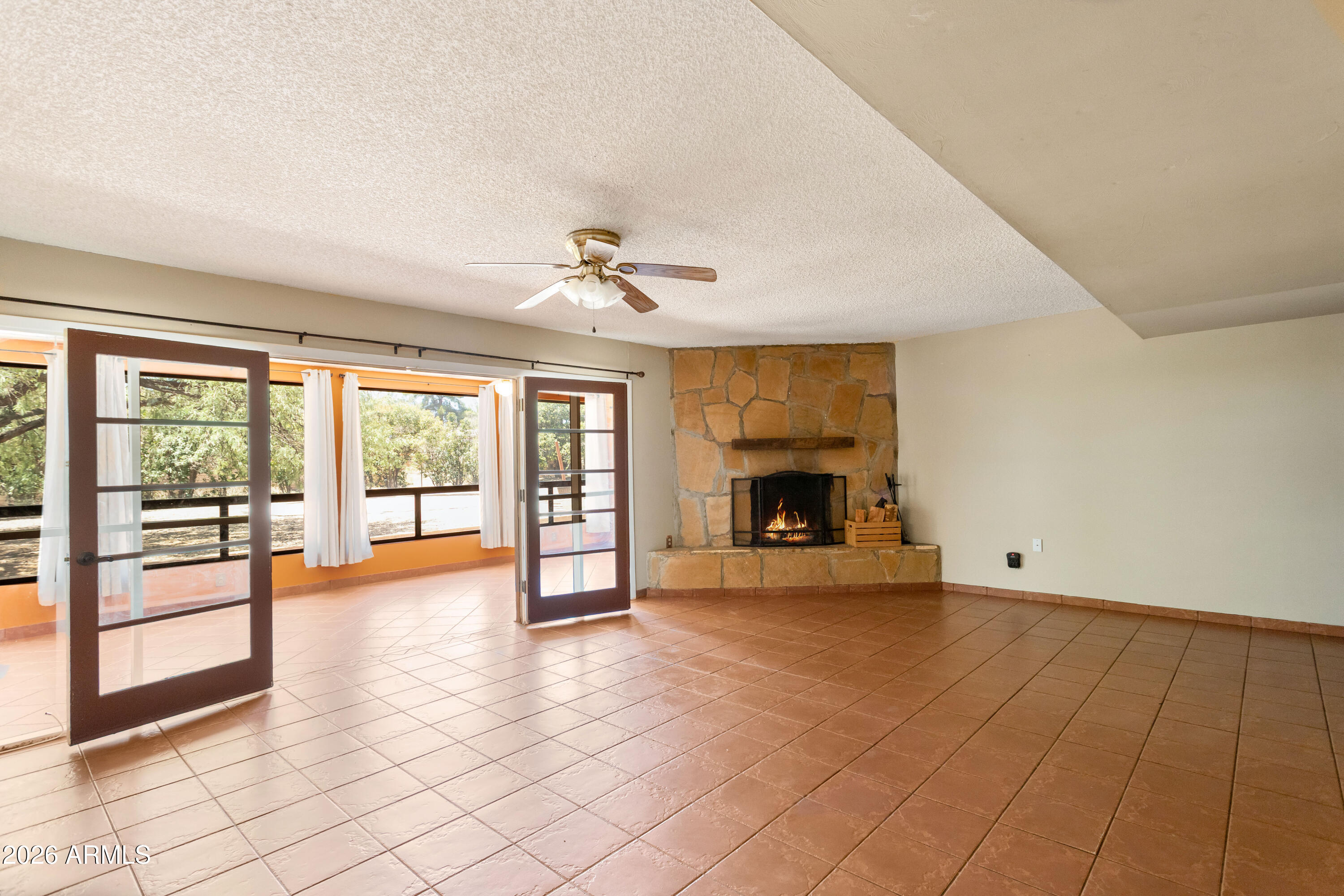 VILLAGE MEADOWS RANCH ESTATES 3 - Residential
