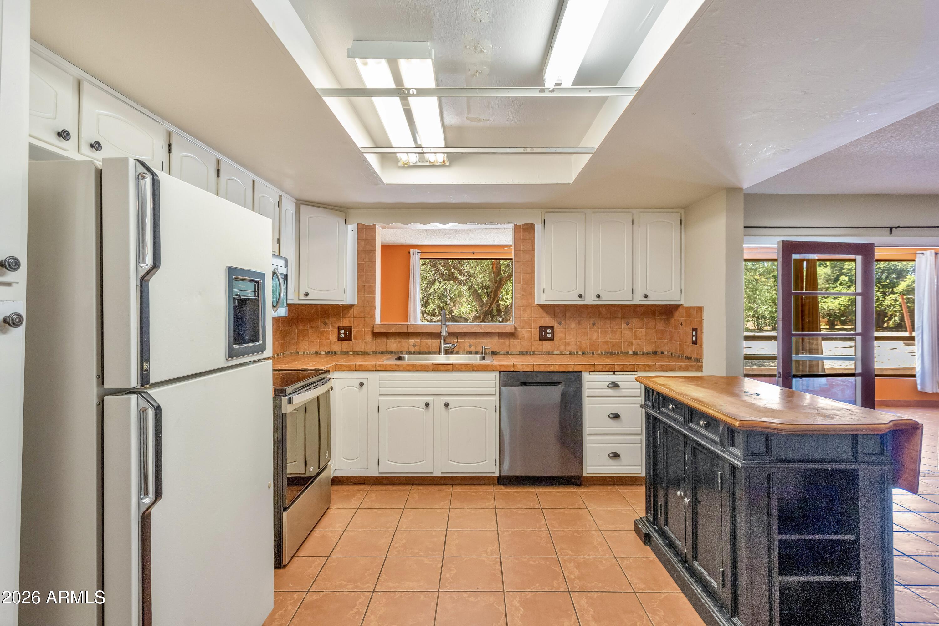 VILLAGE MEADOWS RANCH ESTATES 3 - Residential